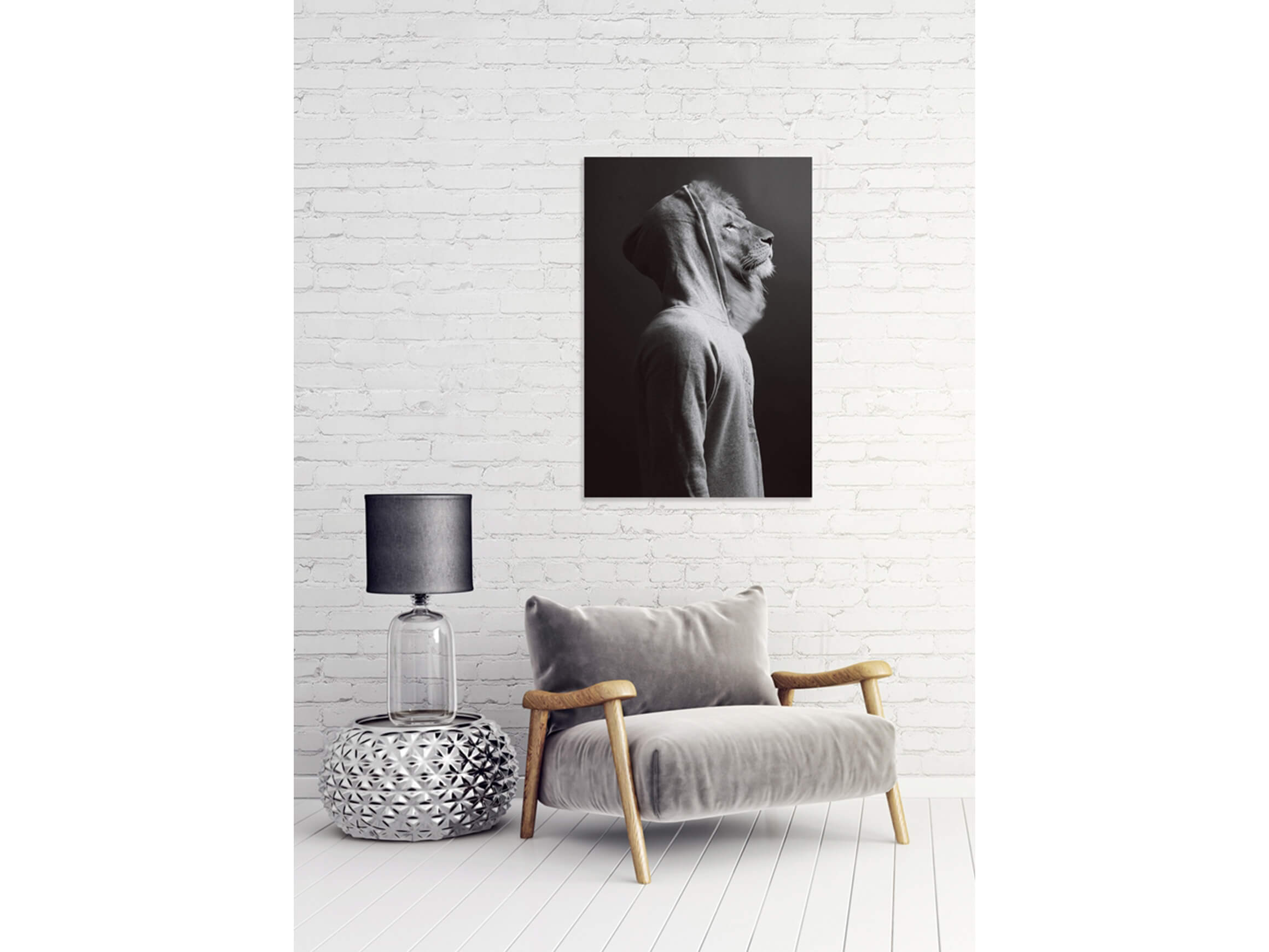 Digitaldruck auf Glas Löwe im Hoodie image LAND / Grösse: 90 x 60 cm