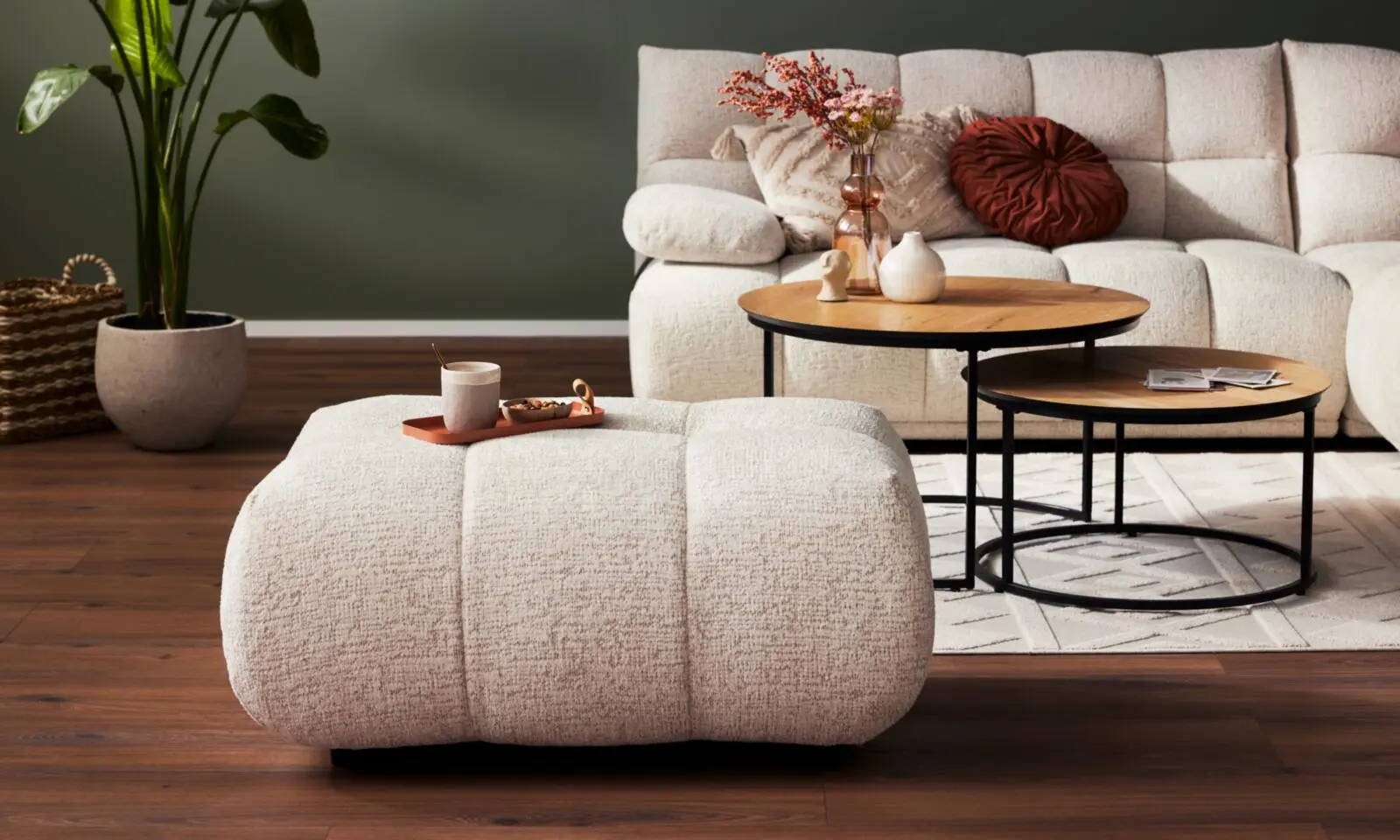 Hocker Nr. 4140 von Roomio