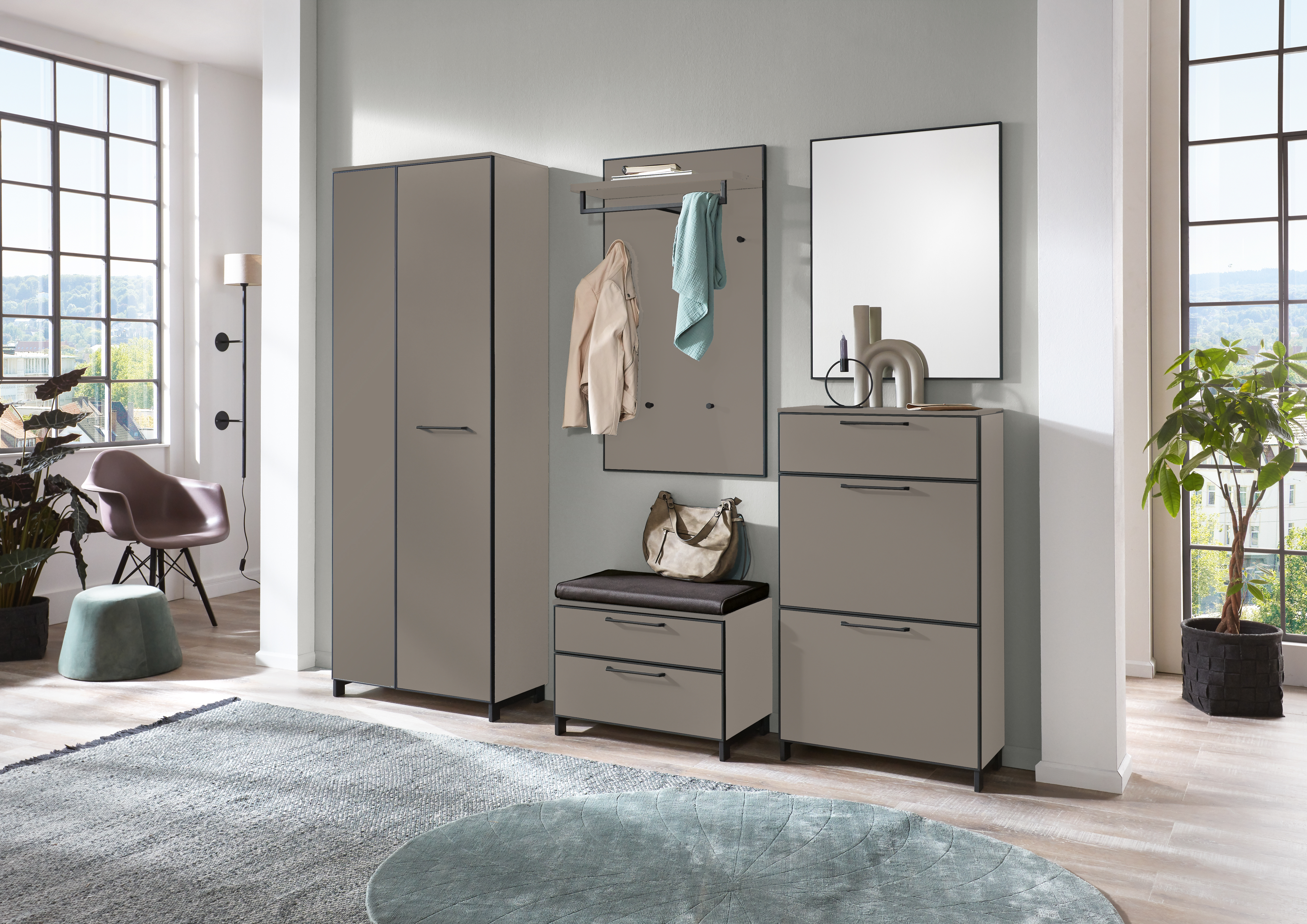 Dielenschrank Uto Voss