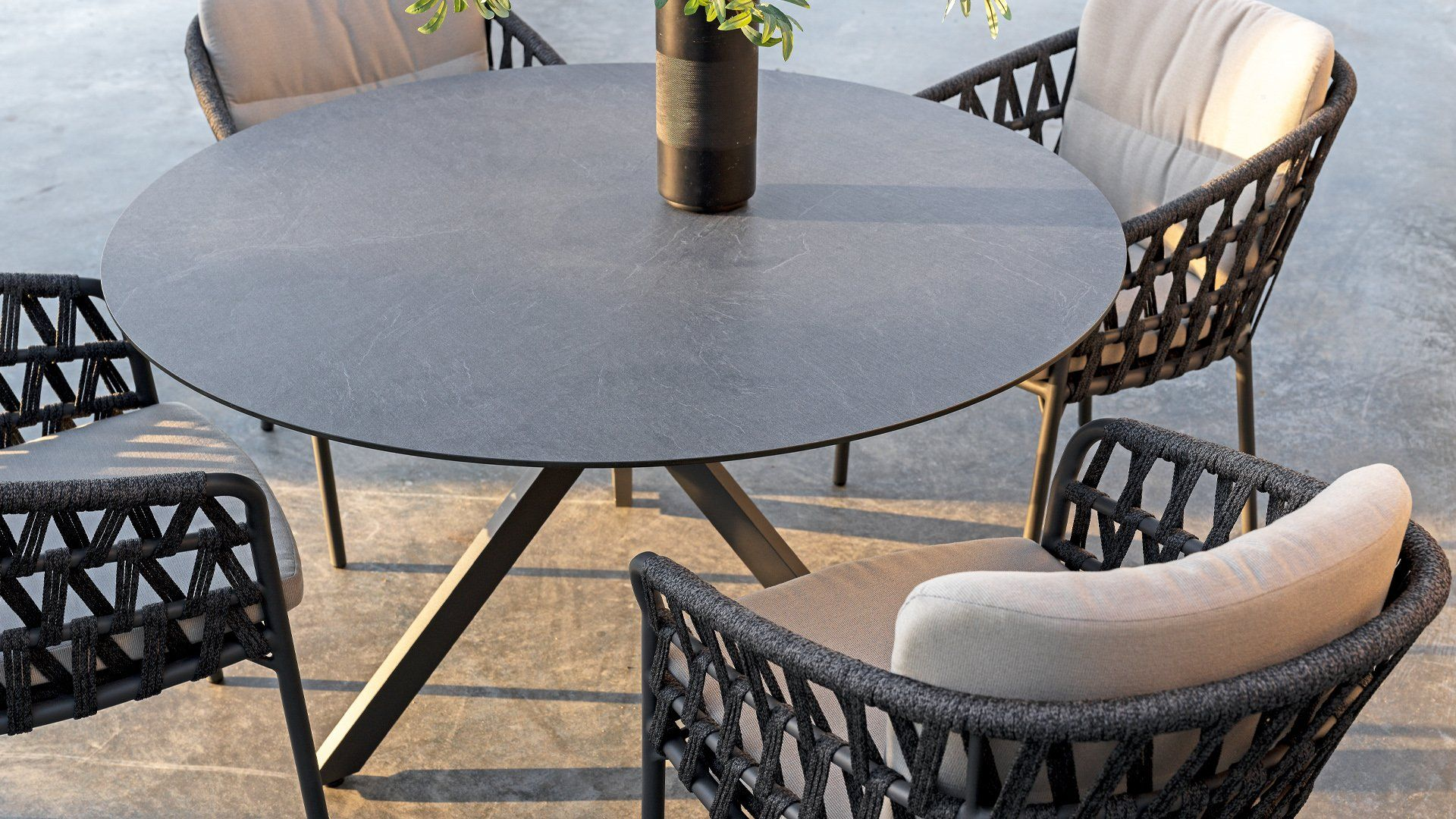 Loreno 4 Seasons garden table / Size: x cm