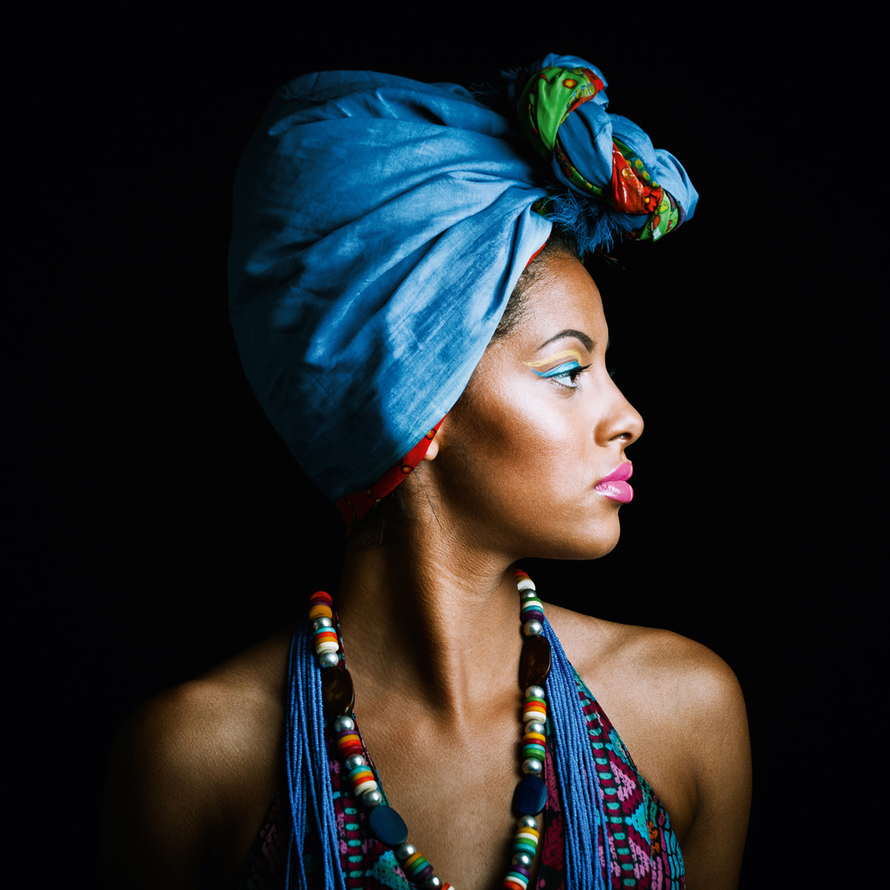 Alubild-Schönheit mit Blauem Turban-image LAND
