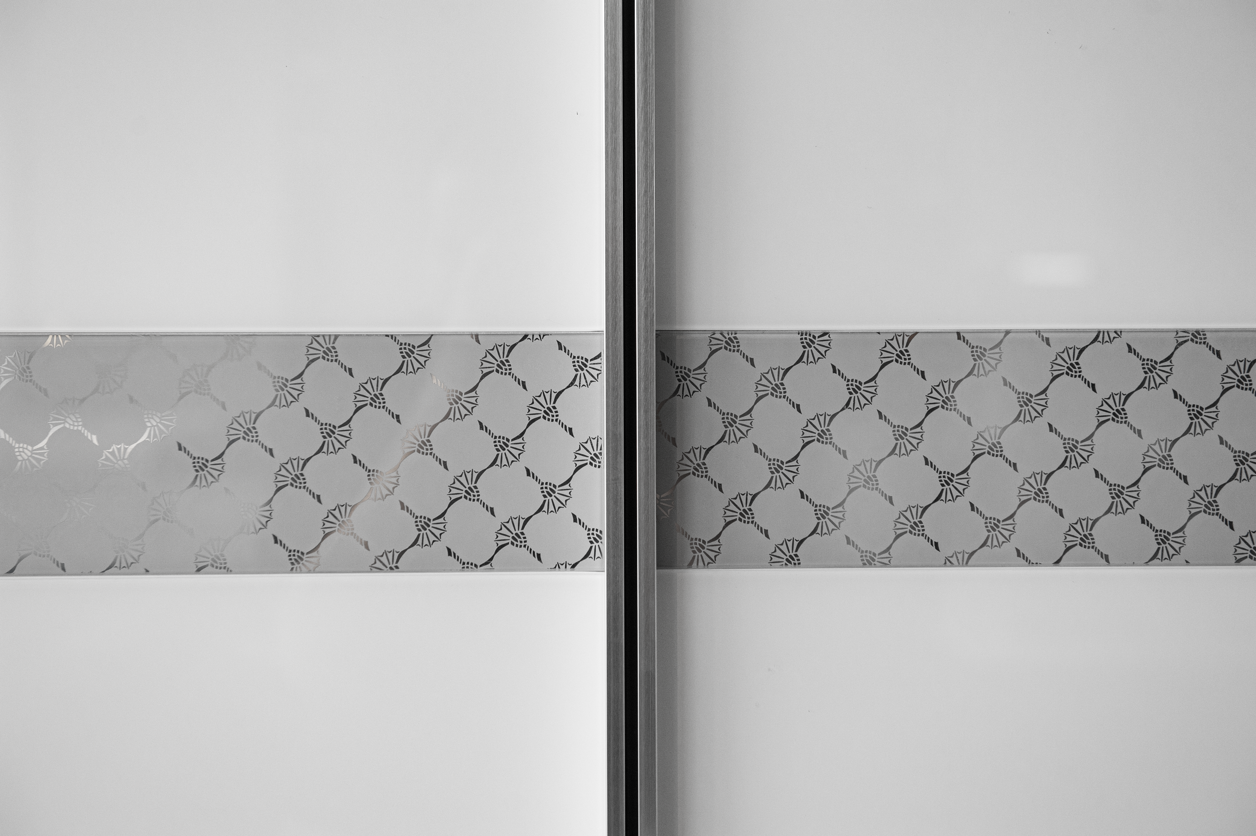 JOOP Gloss hinged-door wardrobe / Colour: White