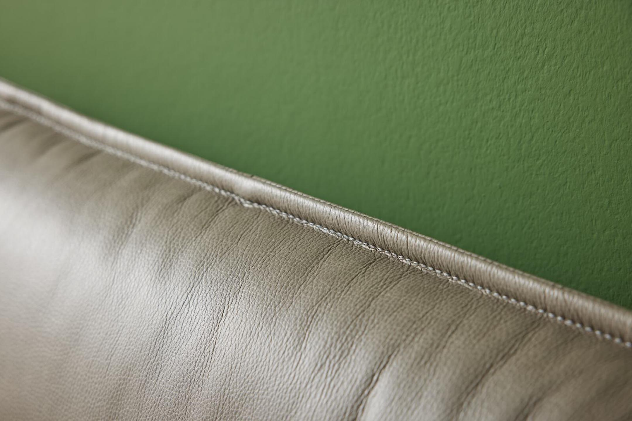 Bett Idaia Grau Candy