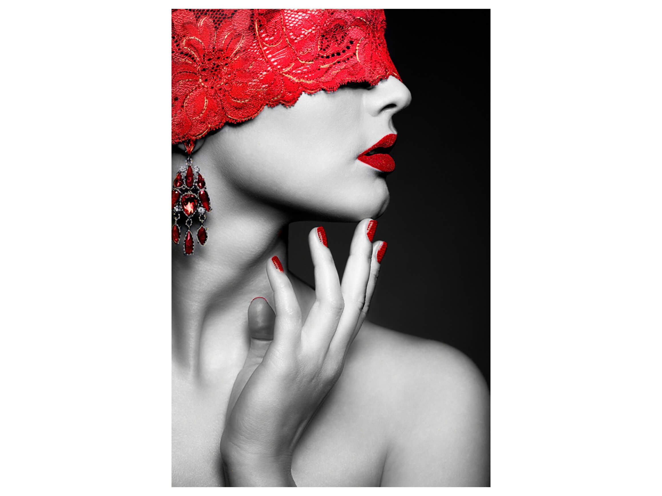 Digitaldruck auf Glas Frau mit Roter Ajour Mütze image LAND