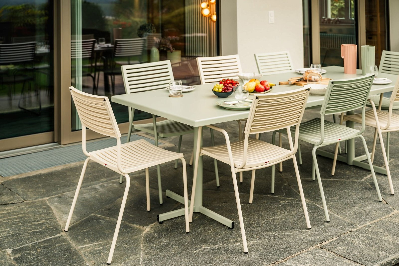 Gartenstuhl Lamello von Schaffner / Farbe: Hellgrün / Grösse: 54 x 60 cm