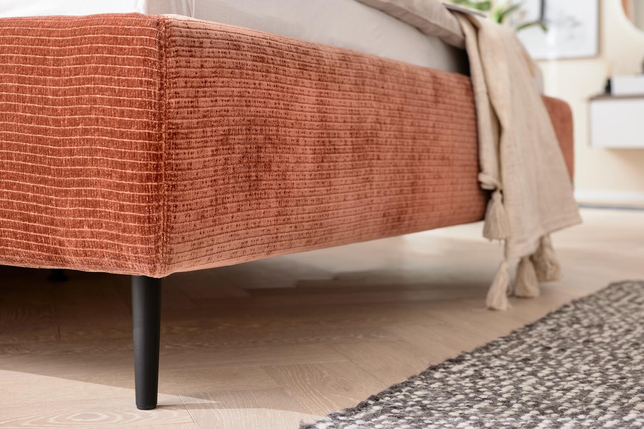 Bett Idaia Rost Candy