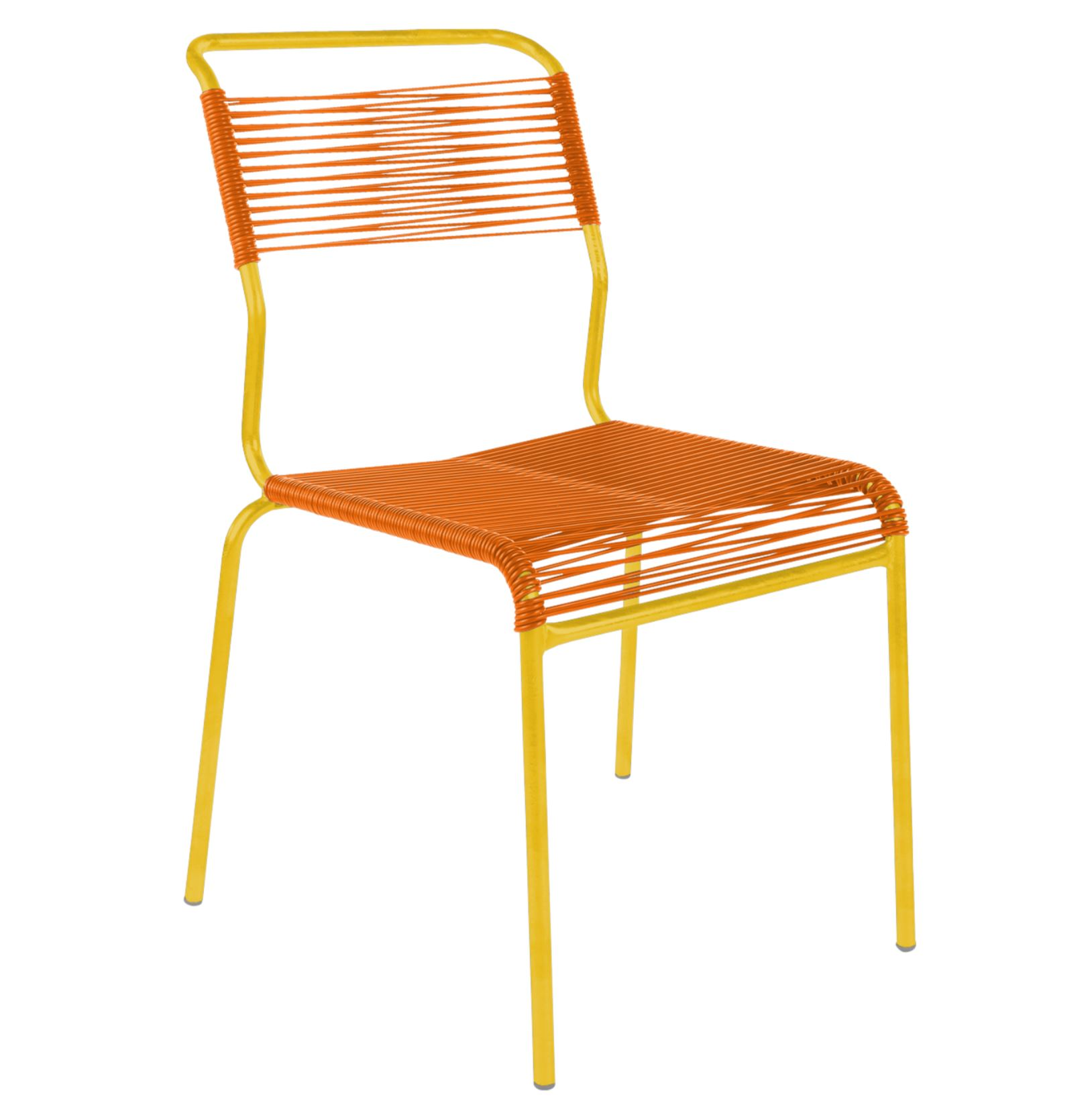 Spaghetti-Stuhl Säntis von Schaffner / Farbe: Orange / Grösse: 44 x 61 cm