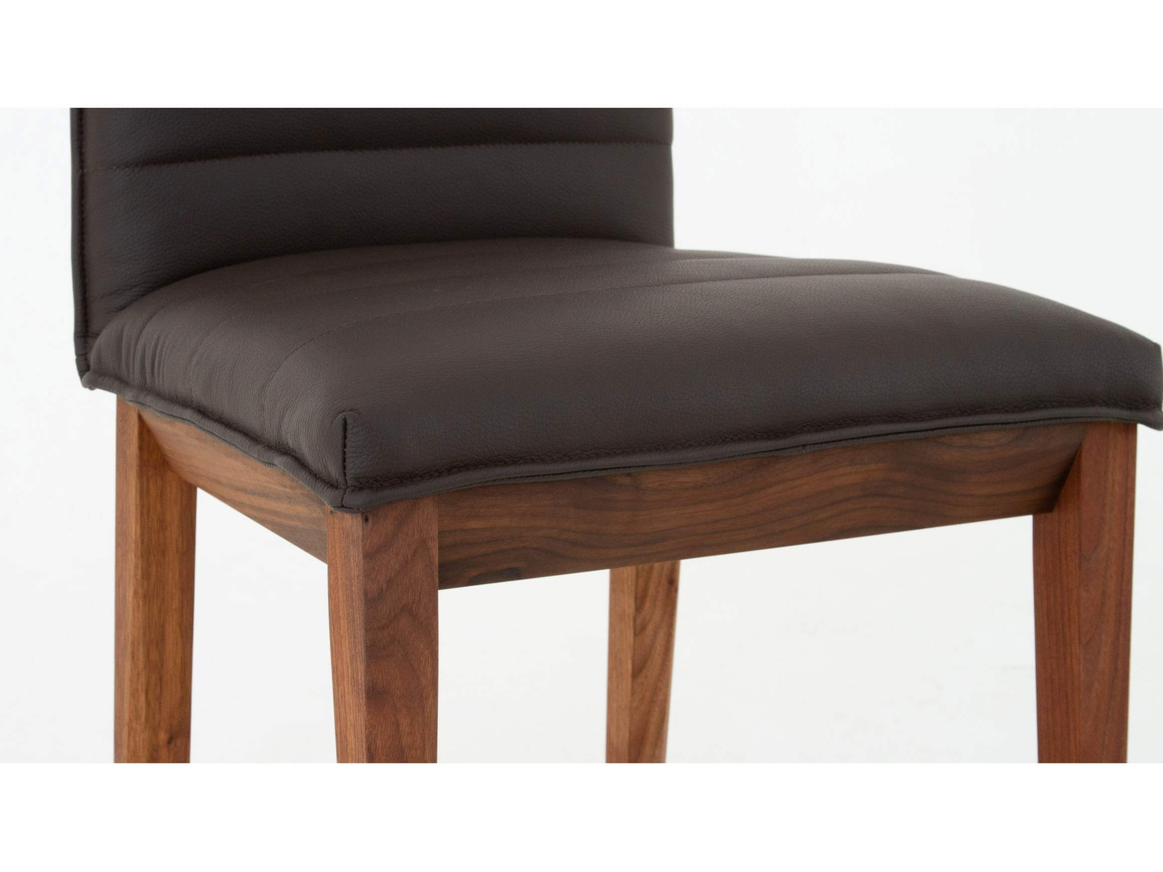 Stuhl Sandmann Leder Dunkelbraun, Gestell Nussbaum, BxTxH 48x54x90 cm