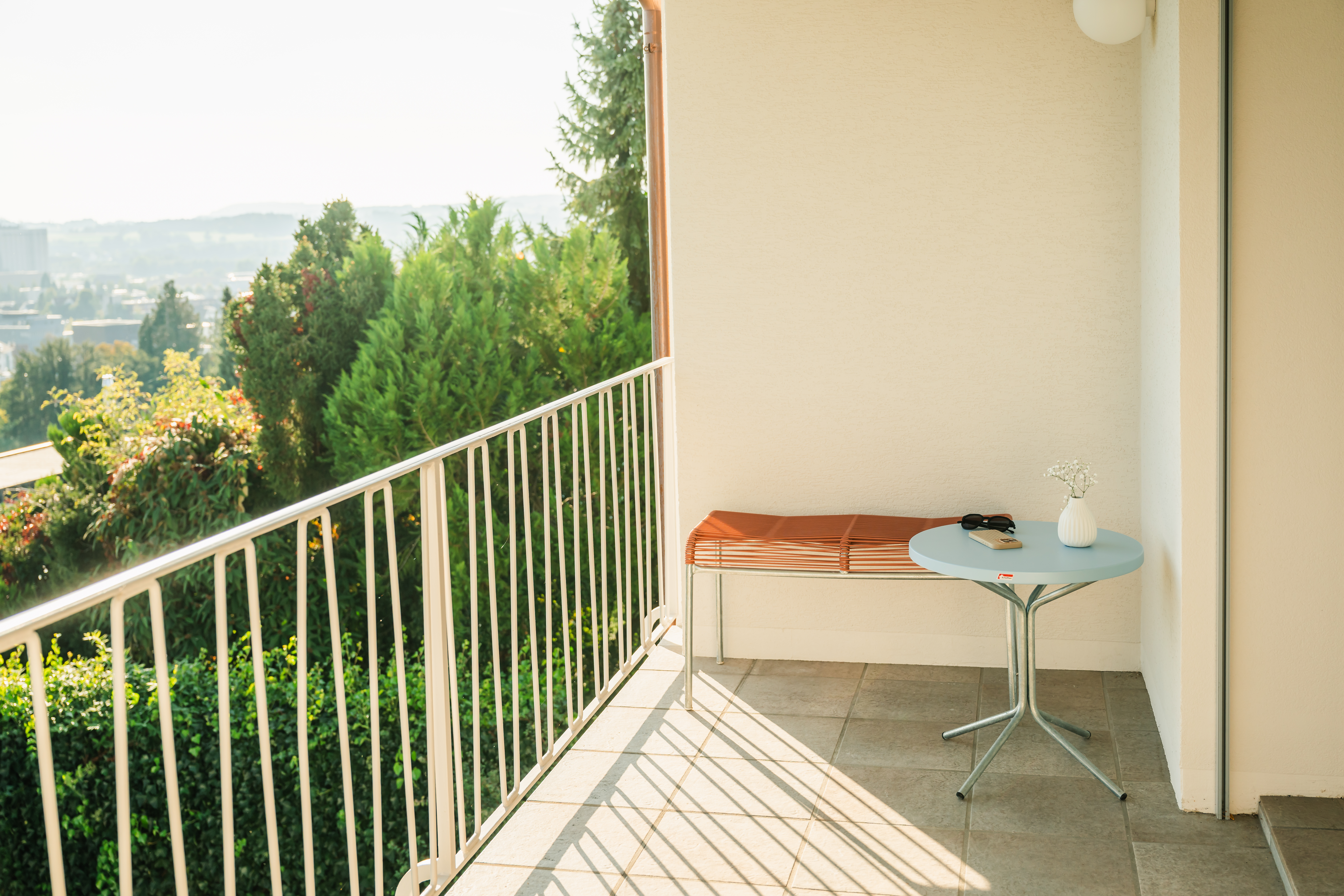 Spaghetti-2er-Hocker Säntis Feuerverzinkt von Schaffner / Farbe: Rot / Grösse: 86 x 42 cm