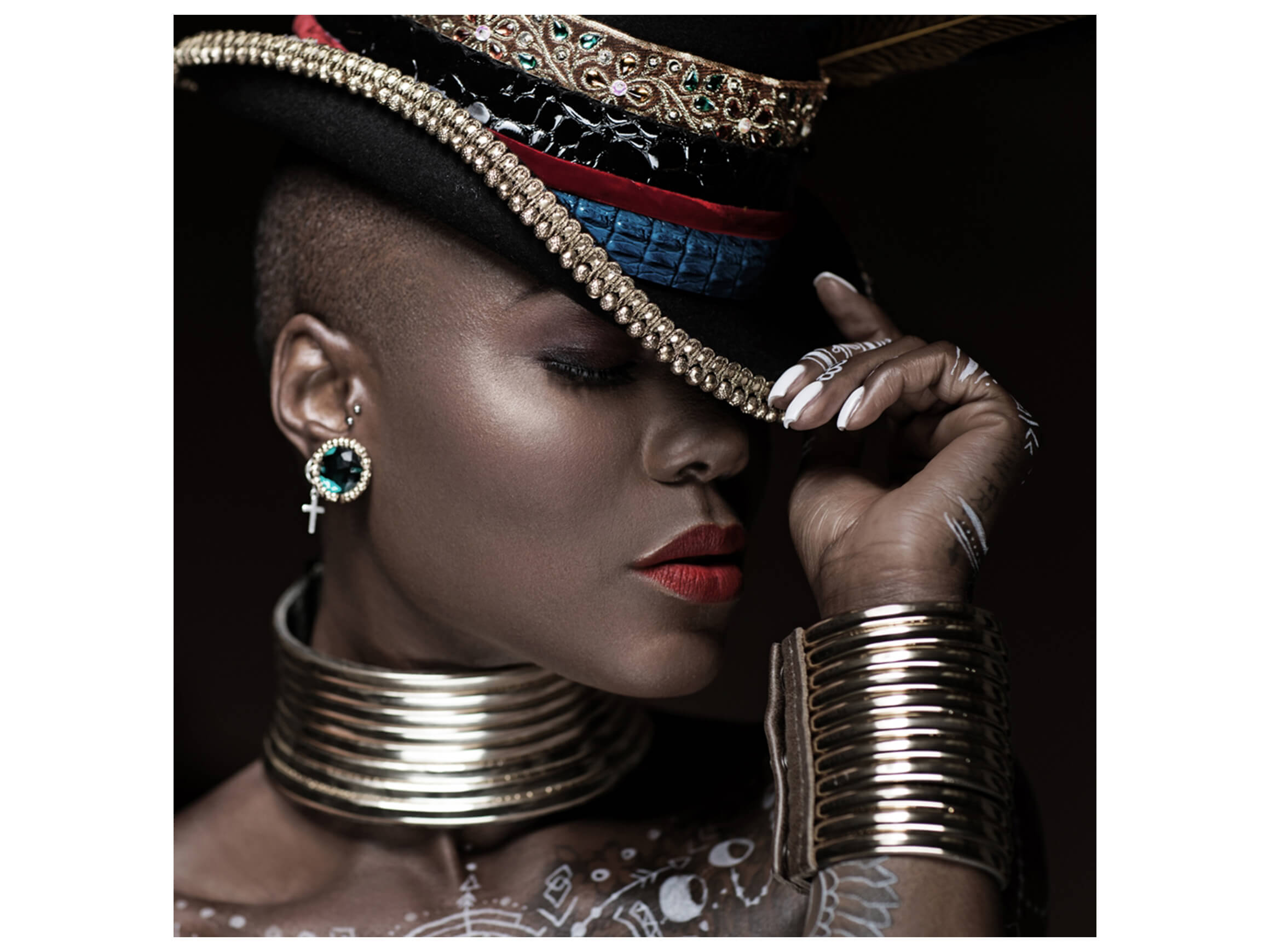 Bild Geheimnisvolle Schönheit image LAND