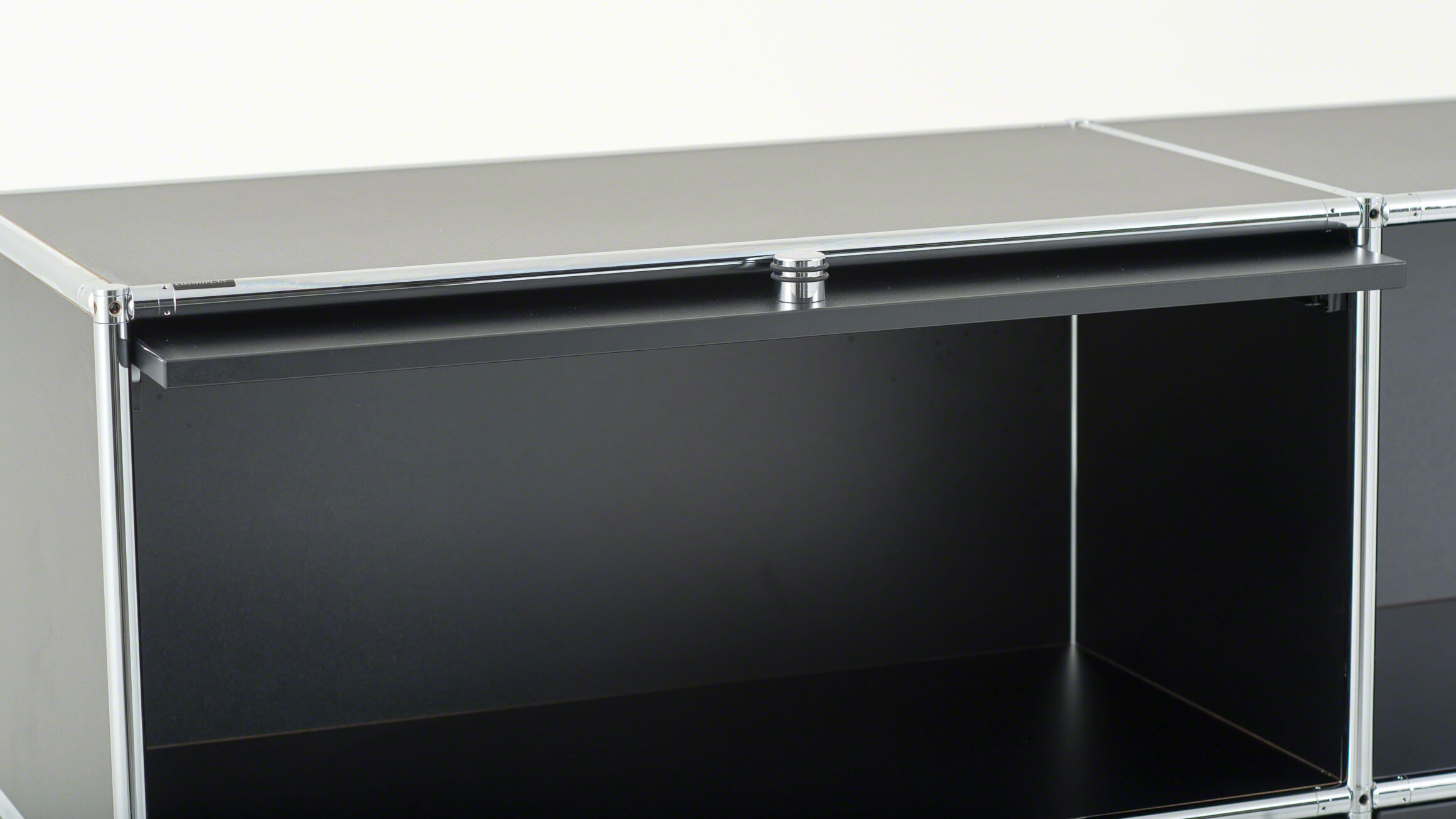 Sideboard Cosmic 20.20, résine synthétique noire, chrome, b 241