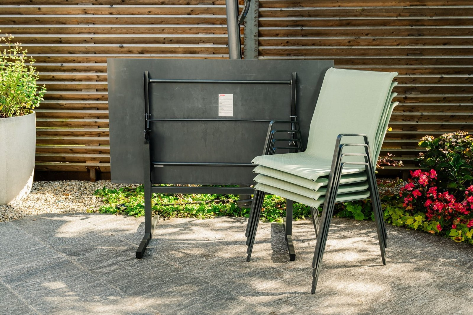 Gartentisch Luzern von Schaffner / Farbe: Pastellbraun / Grösse: 120 x 80 cm