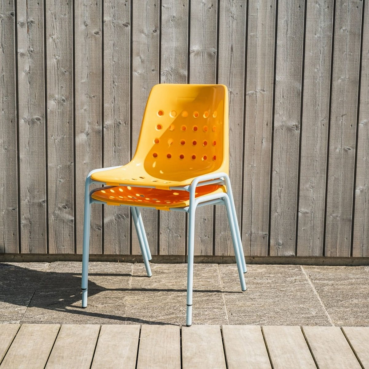Schalen-Stuhl Bermuda von Schaffner / Farbe: Weiss / Grösse: 49 x 52 cm