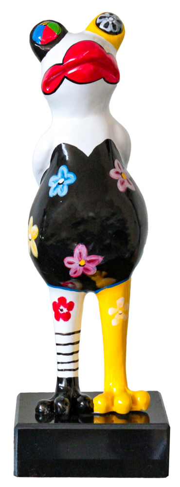 Fillette grenouille avec fleurs