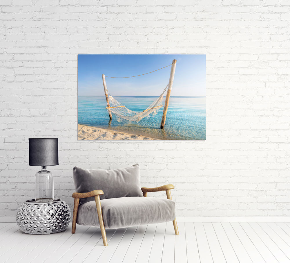 Alubild-Hängematte im Meer-image LAND