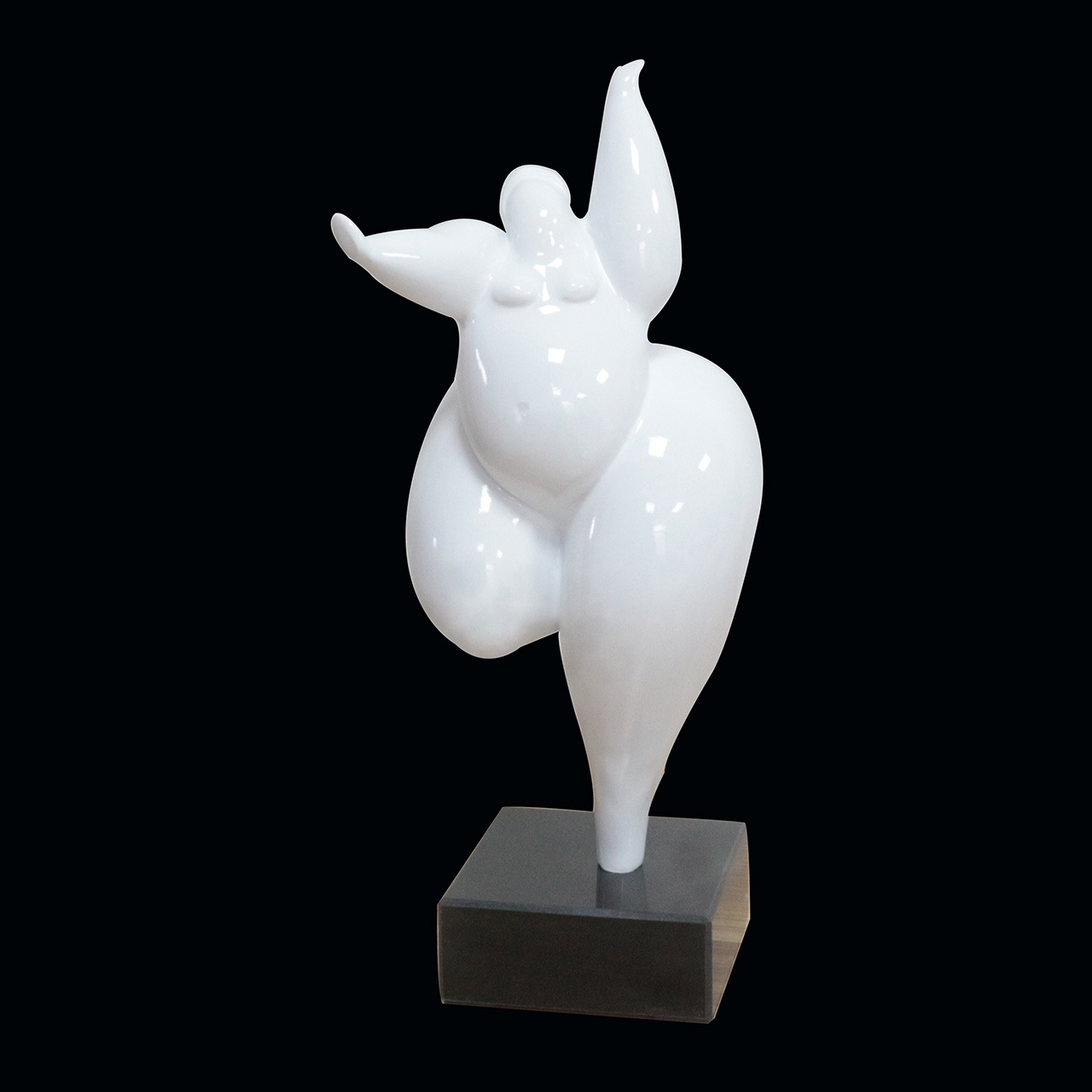 Skulptur-Happy Grace-image LAND
