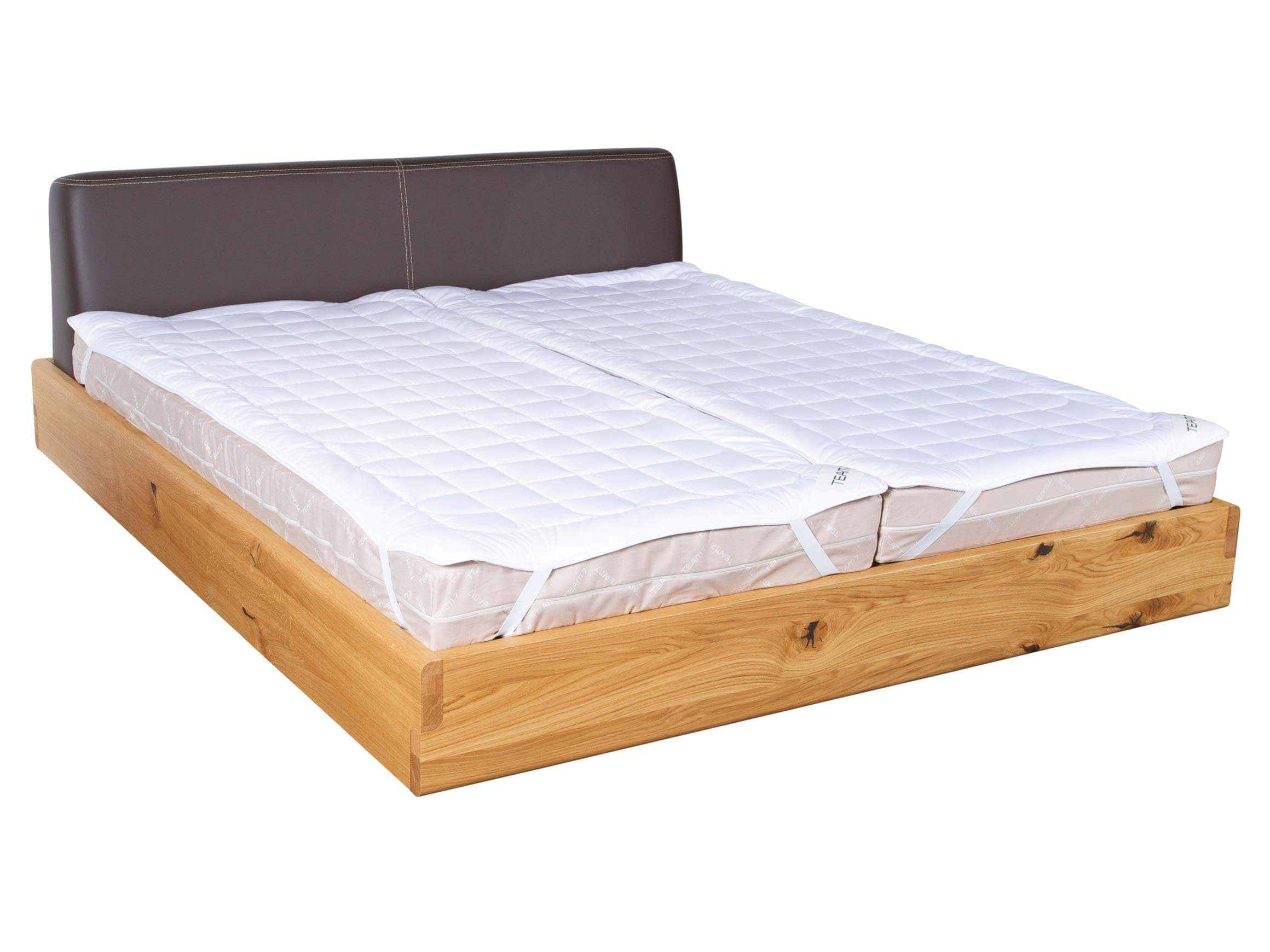 Bett Nox Team 7 / Farbe: Holzfarbig, Dunkelbraun / Material:
