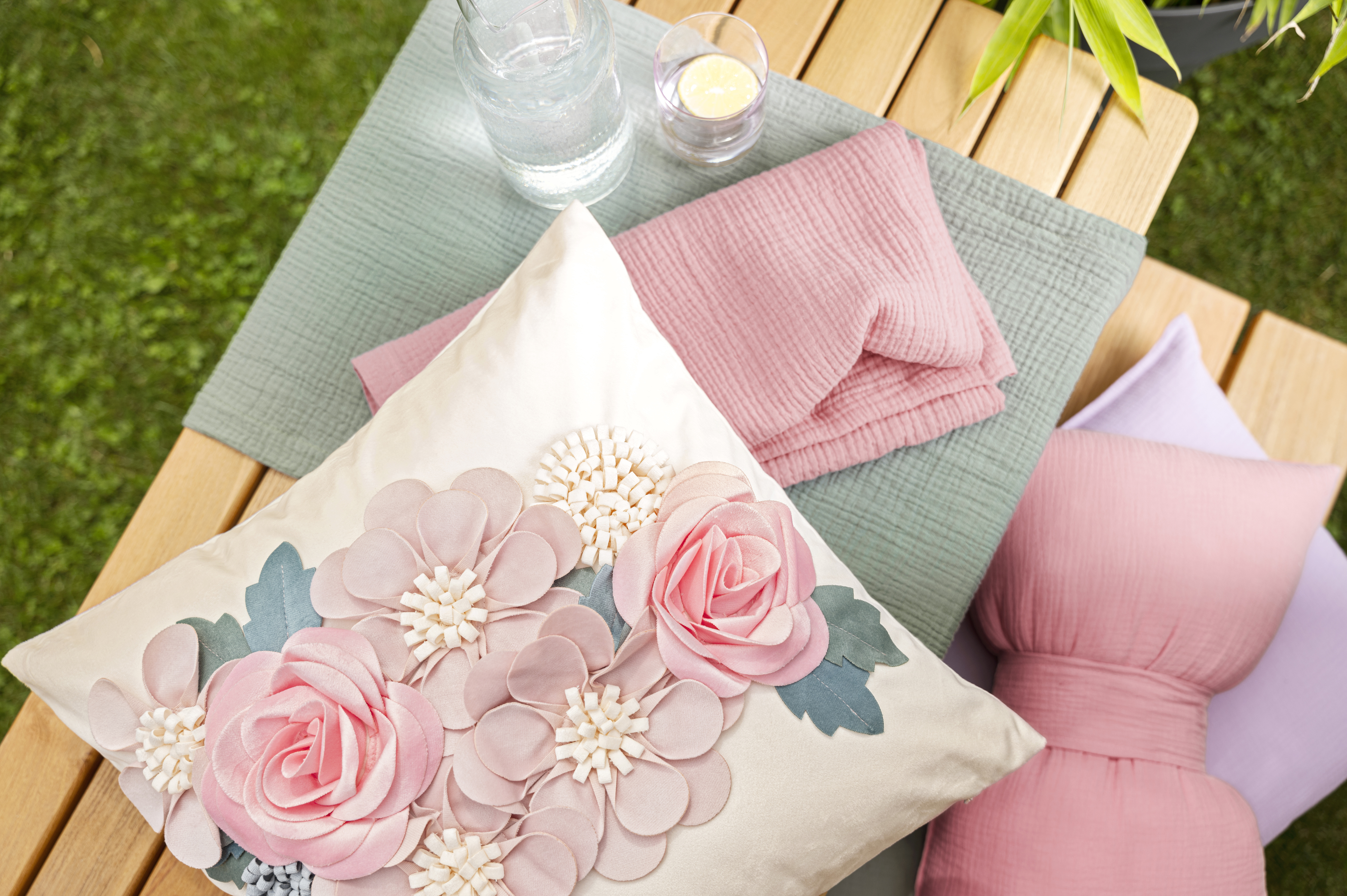 Kissenhülle Flowery, Rose 45x45 cm Magma"