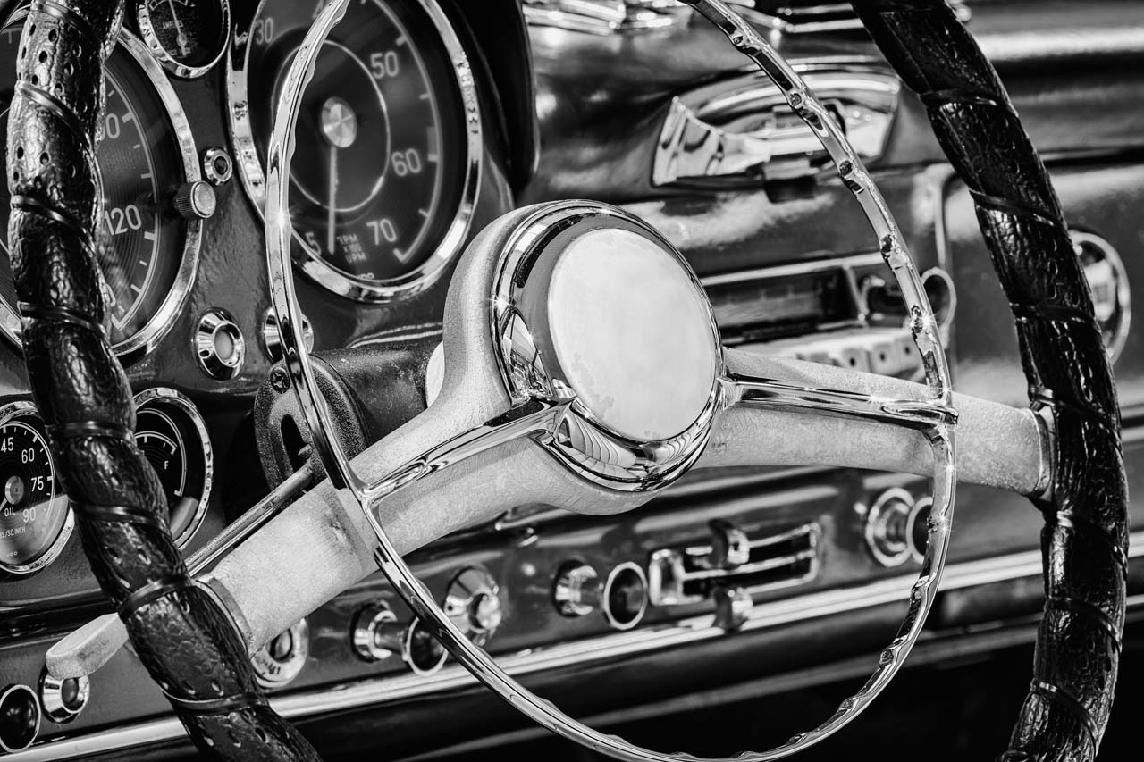 Classic Car Steering Wheel Canvas image LAND