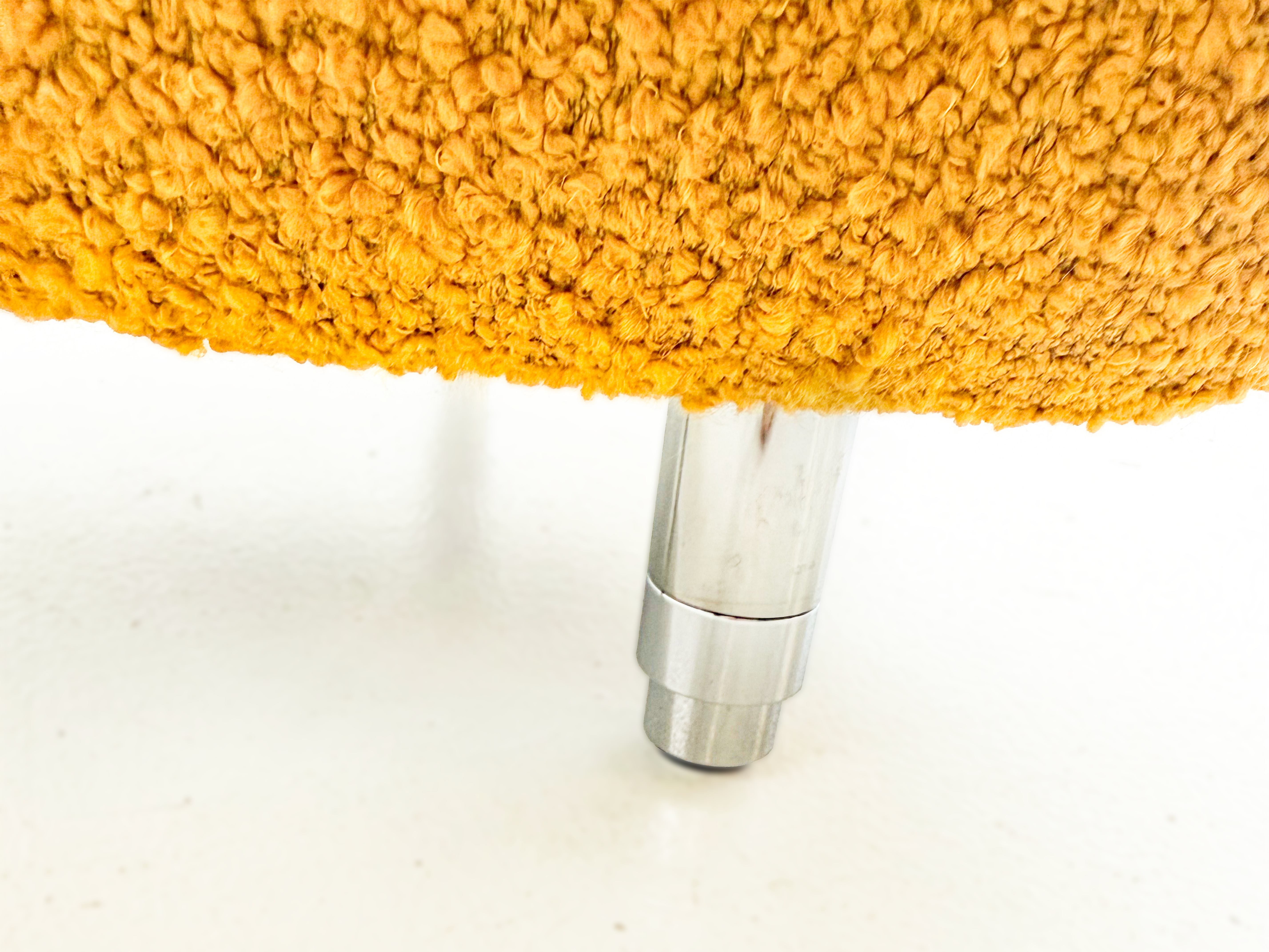 Hocker Pallone von Leolux