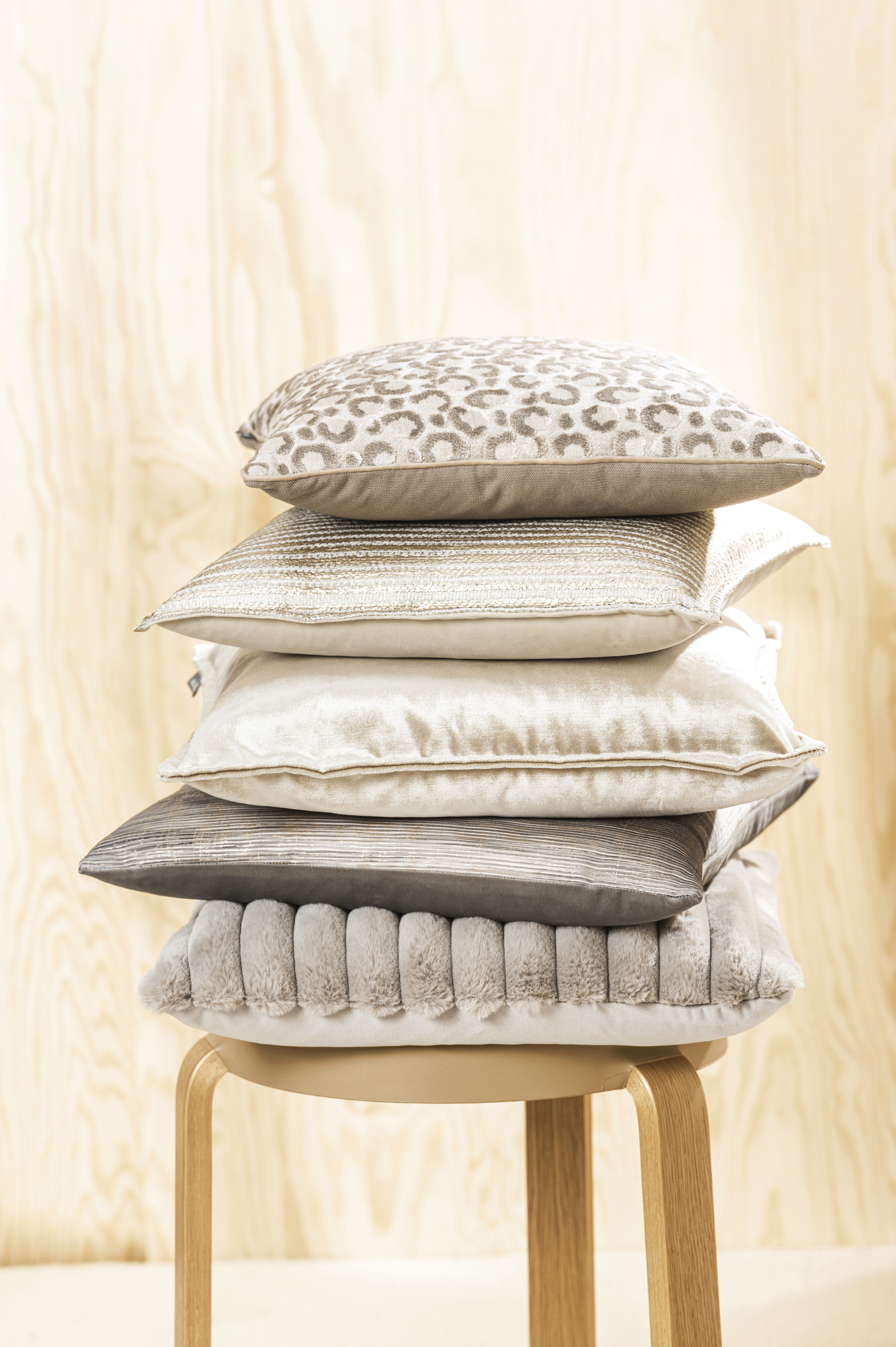 Kissenhülle Ortun, Natur 50x50 cm Magma