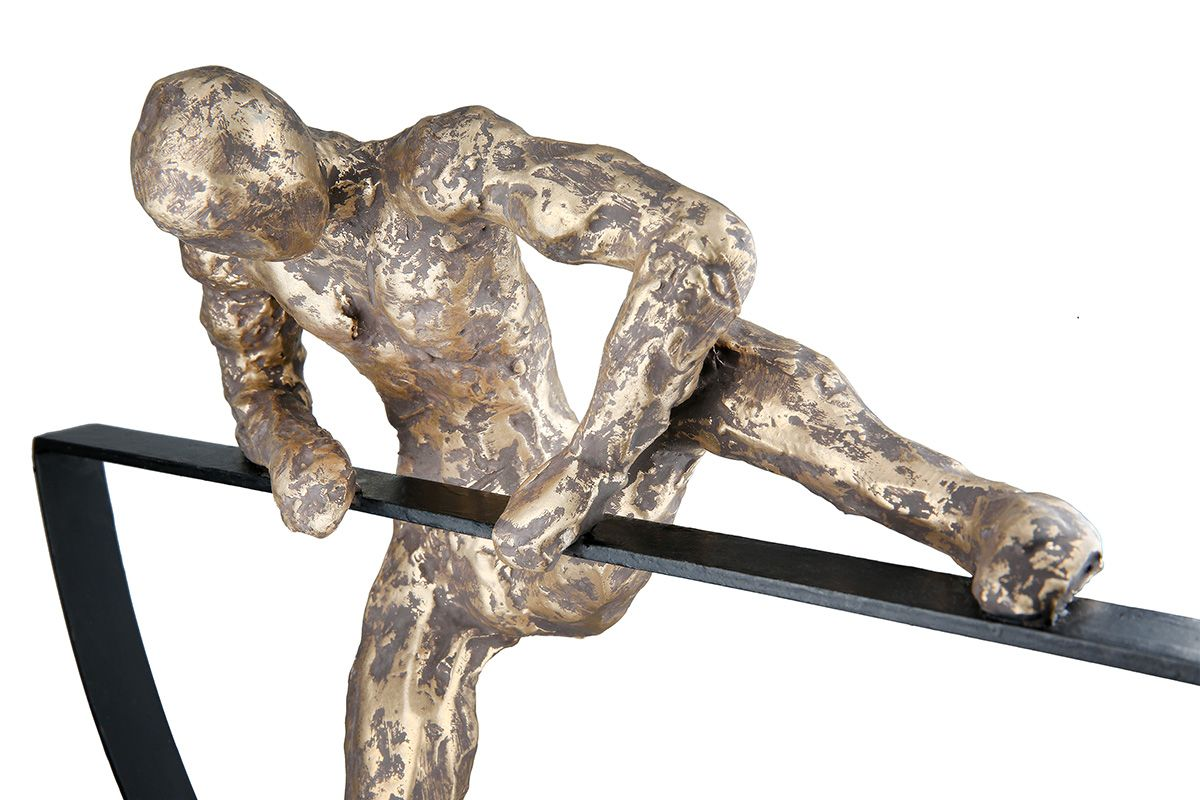 Figur Lifting, Mannmotiv, Bronze H: 32 cm Gilde