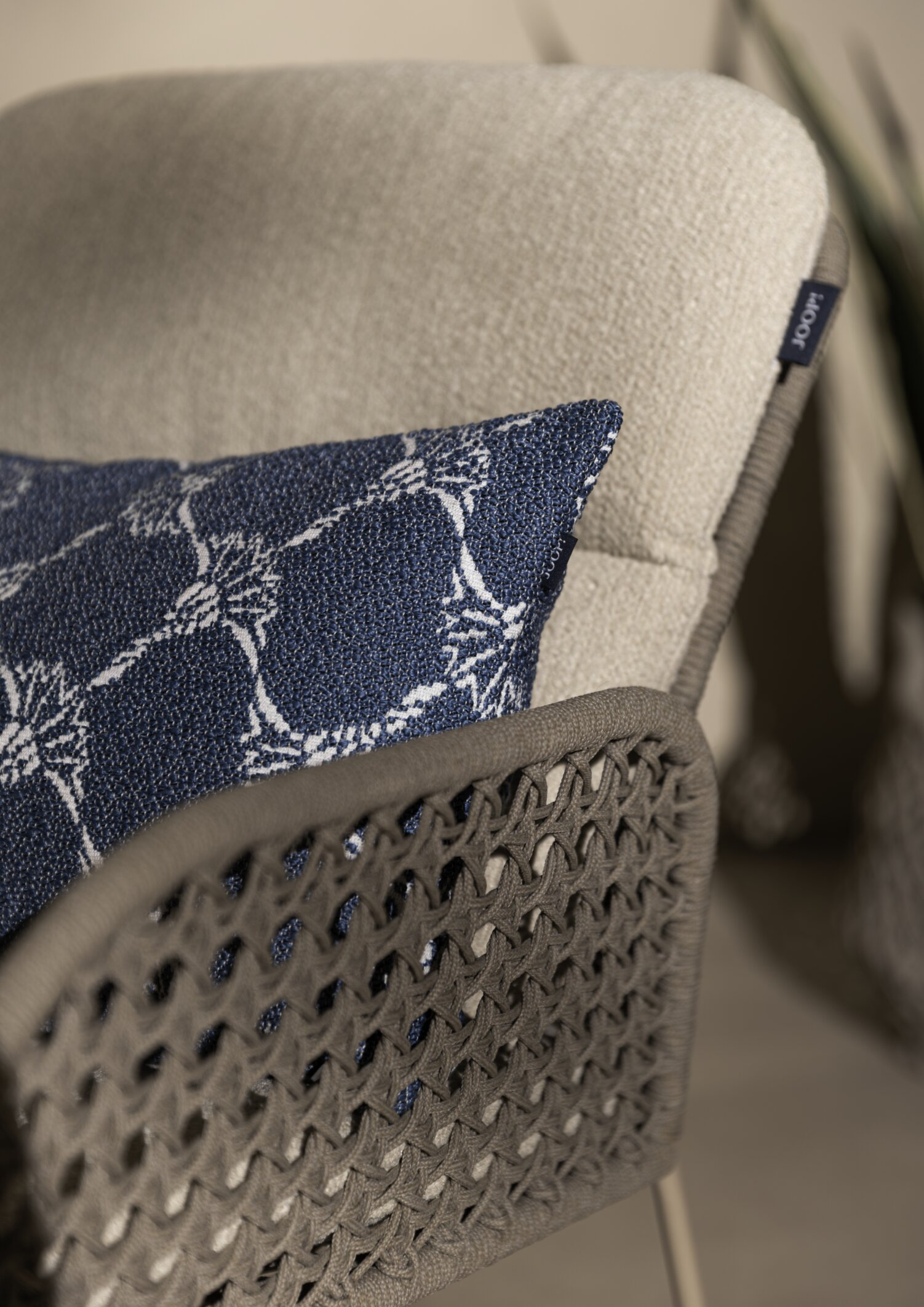 Coussin décoratif Cornflower H : 10 cm de Joop Outdoor
