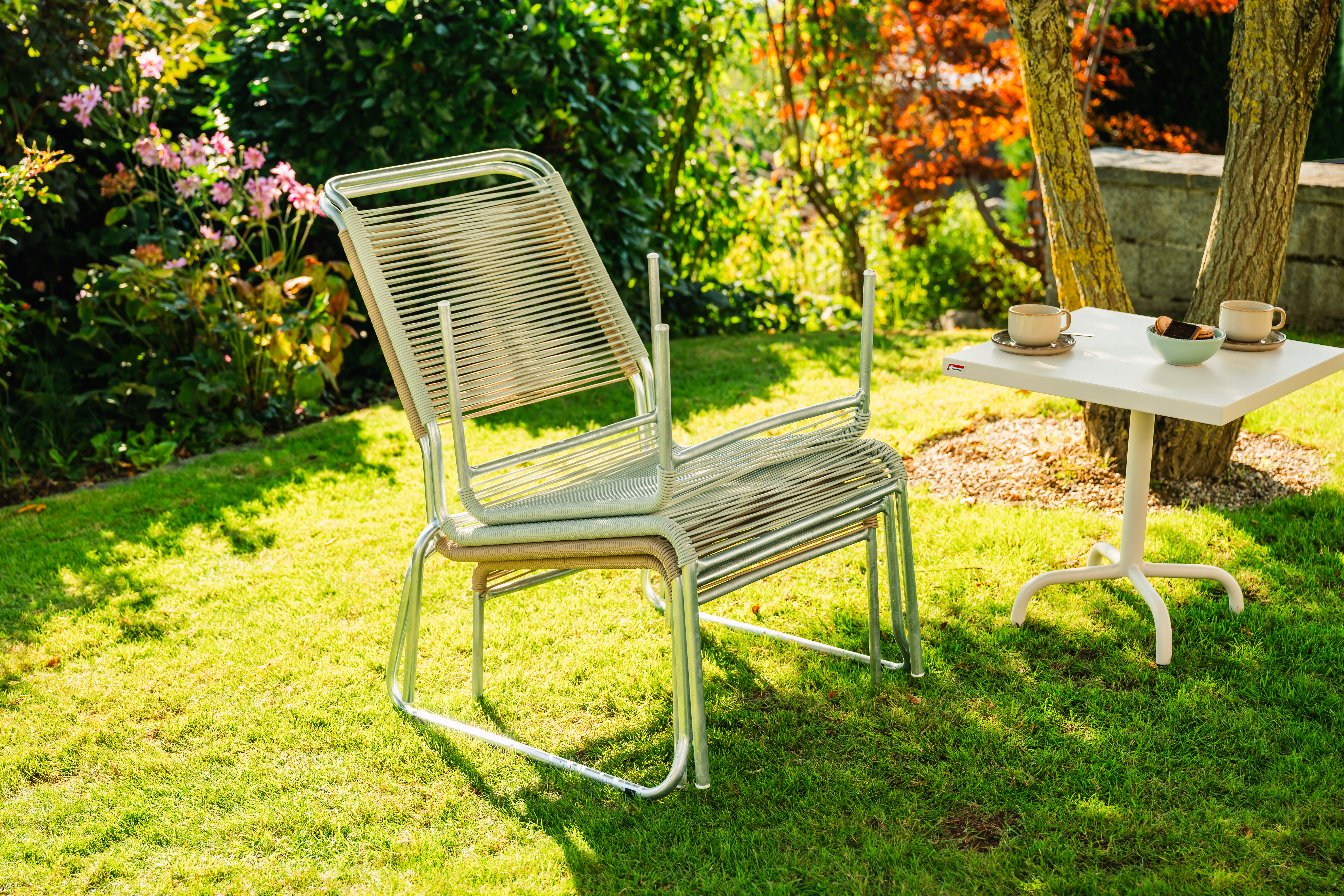 Spaghetti-Lounger-Hochlehner Säntis von Schaffner / Farbe: Gelb / Grösse: 54 x 78 cm