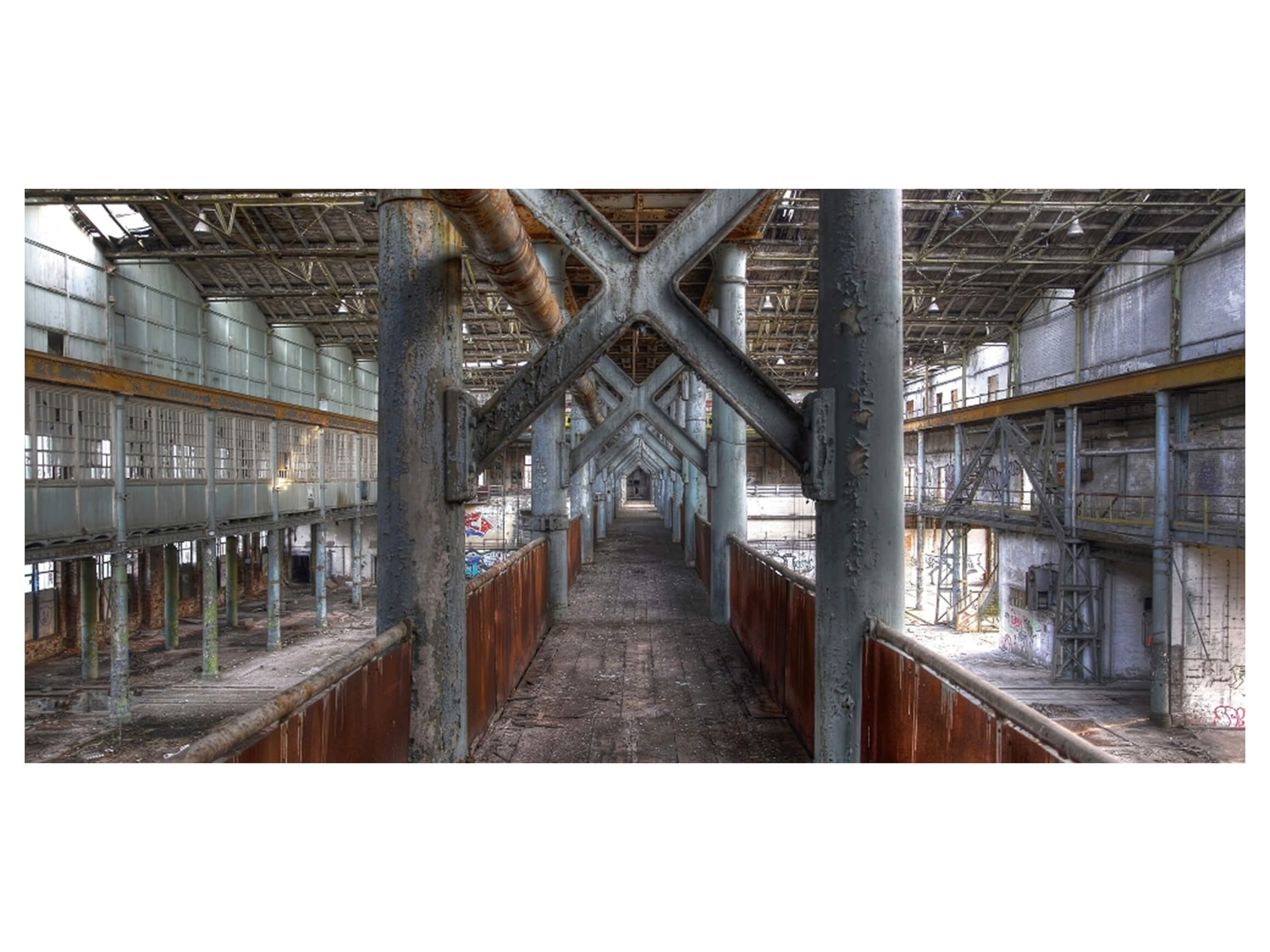 Digitaldruck auf Acrylglas Werkshalle 1 image LAND / Grösse: 140 x 66 cm