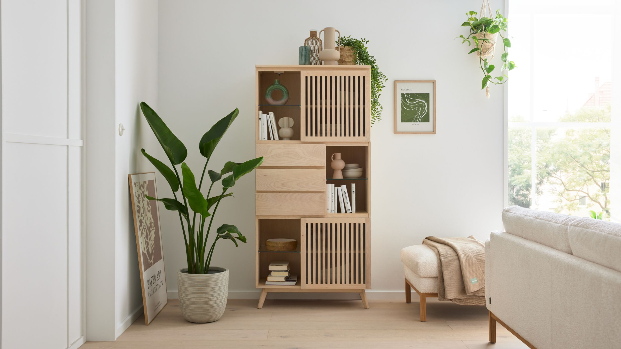 Vitrine Roomio No. 2000 Gutmann / Farbe: