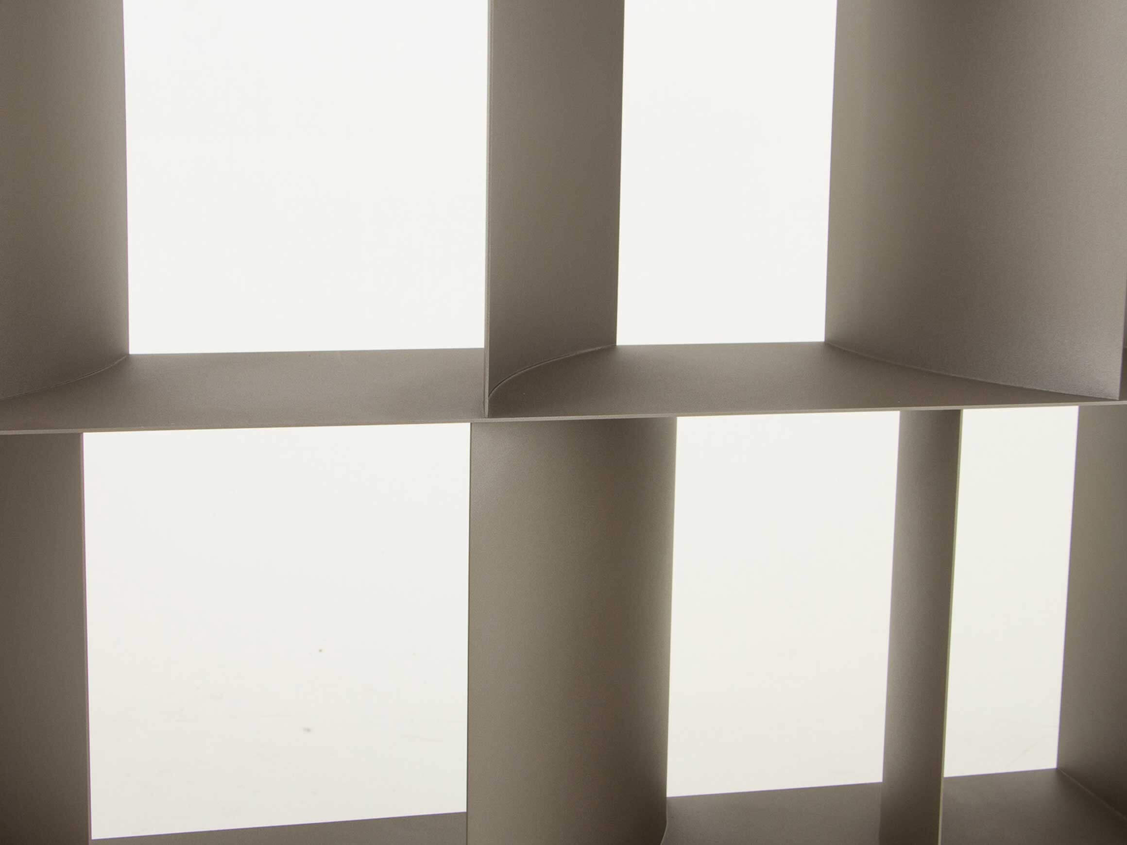 Bücherregal Nautilus Cattelan / Farbe: Grau