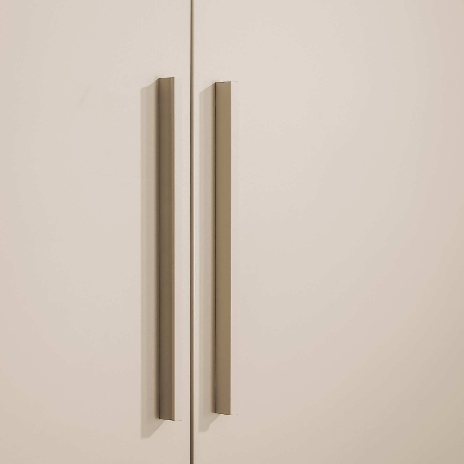 Kleiderschrank Eefje Tiny von Paidi / Farbe: Cashmere/groovy Oak / Grösse: 41 x 95 cm