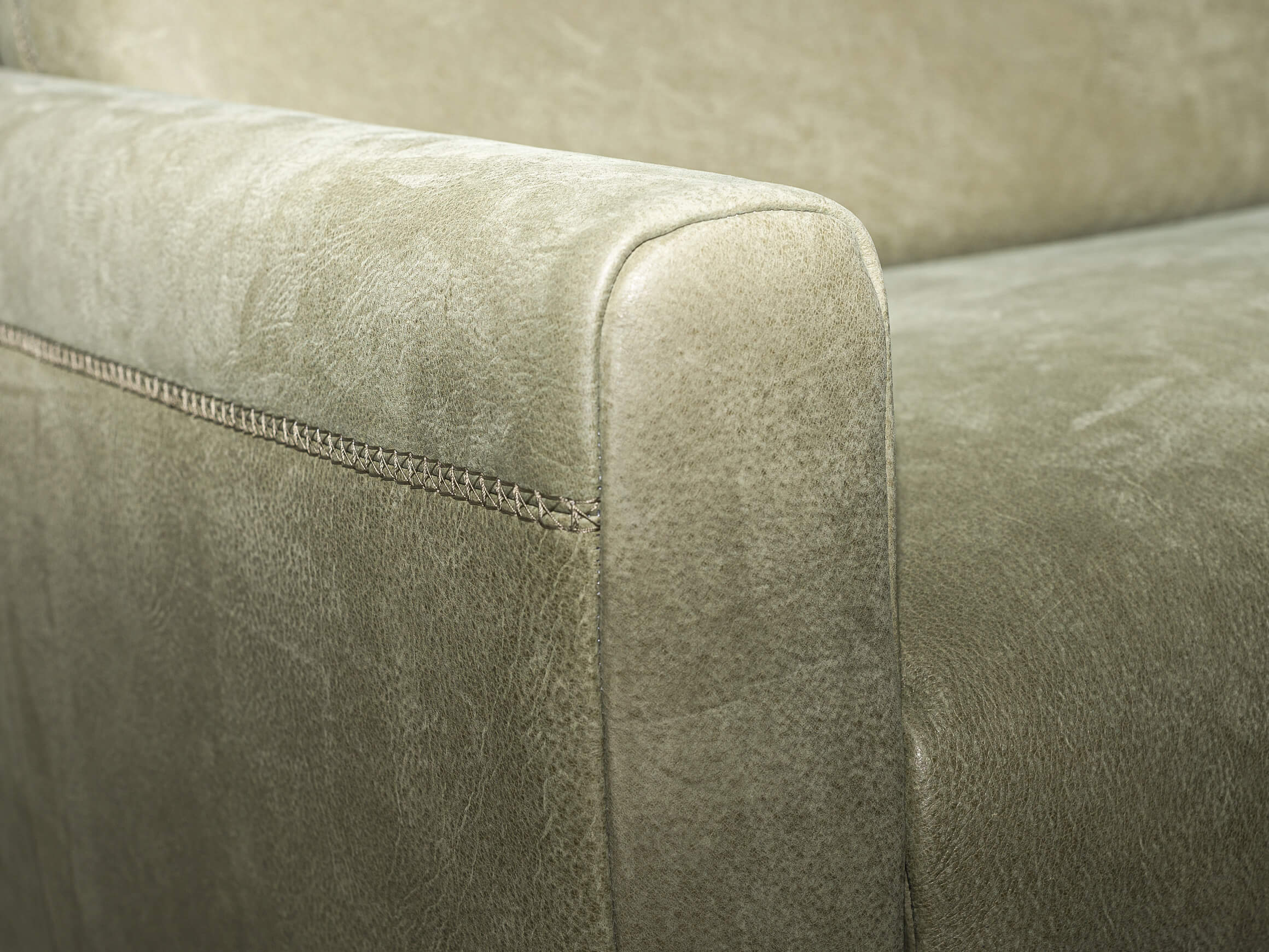 Sofa Valeria Rom / Farbe: Olive / Bezugsmaterial: Leder