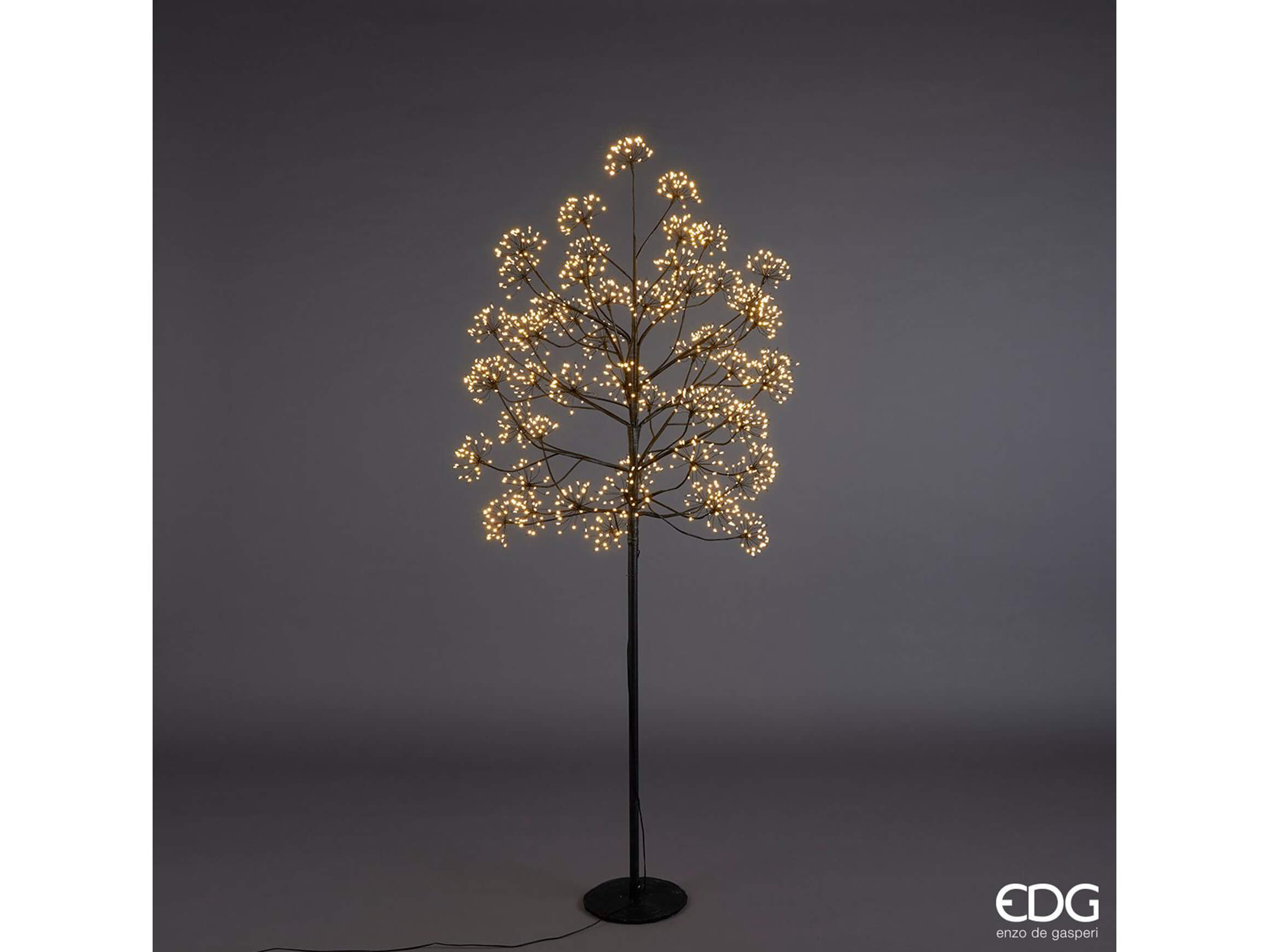 Edg Weihnachtsbaum Schwarz Auf Fuss 1568 Led H: 180 cm  | Schubiger Möbel