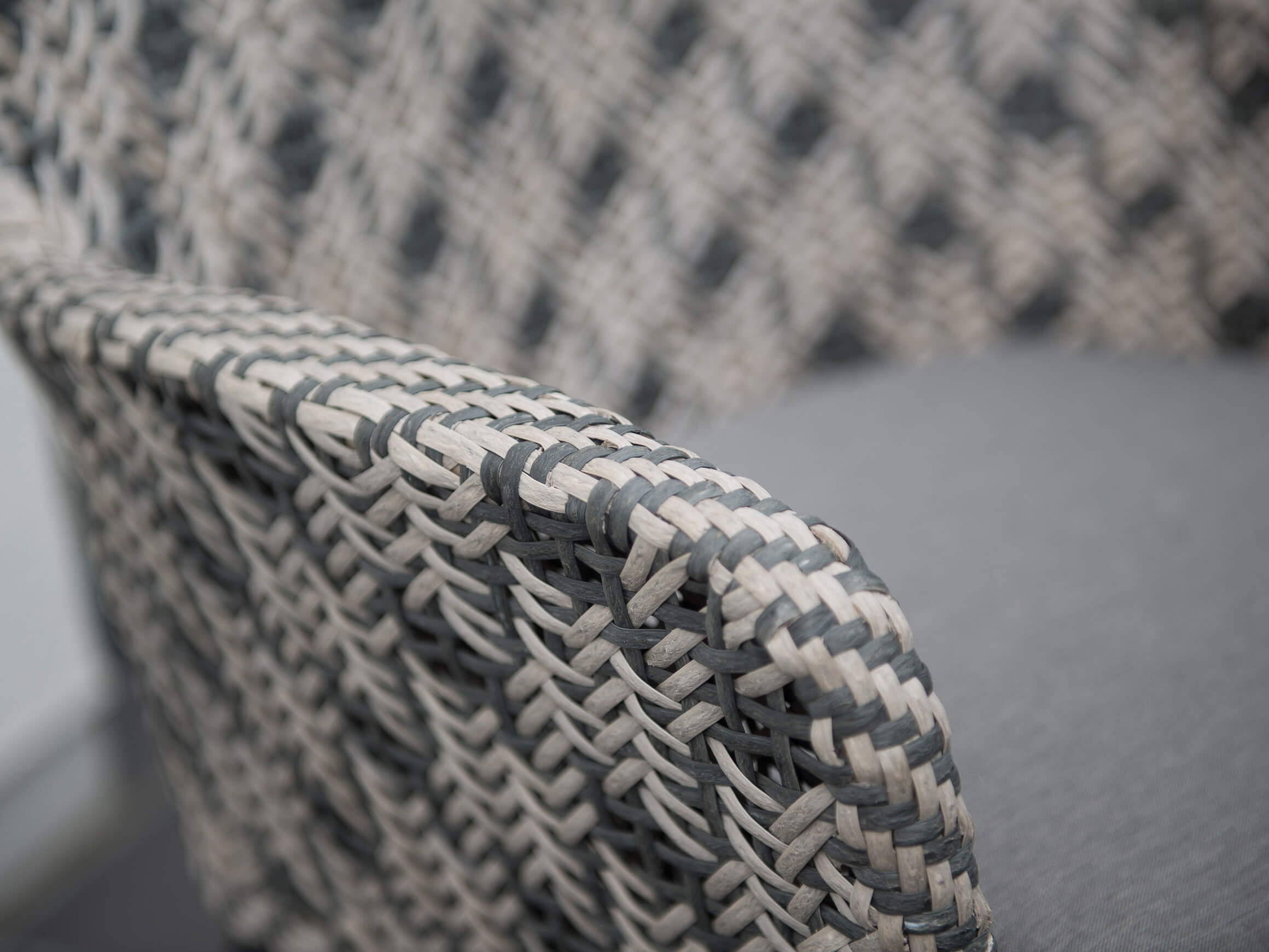 Gartenstuhl Sabino, Flechtwerk, Kissen Grau, b 65 cm t 47 cm h 94 cm