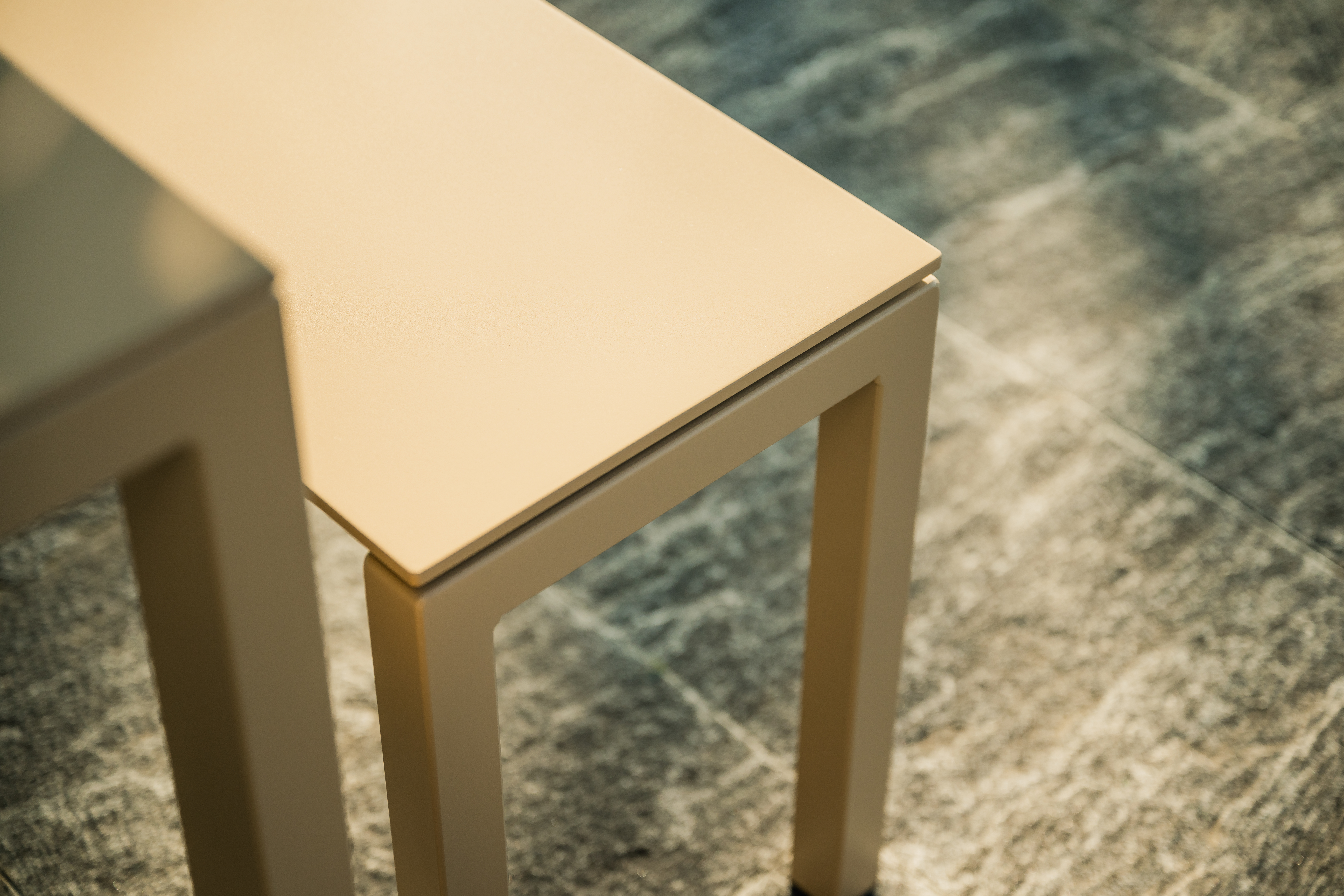 Lucerne garden bench from Schaffner / Colour: graphite / Size: 160 x 32 cm