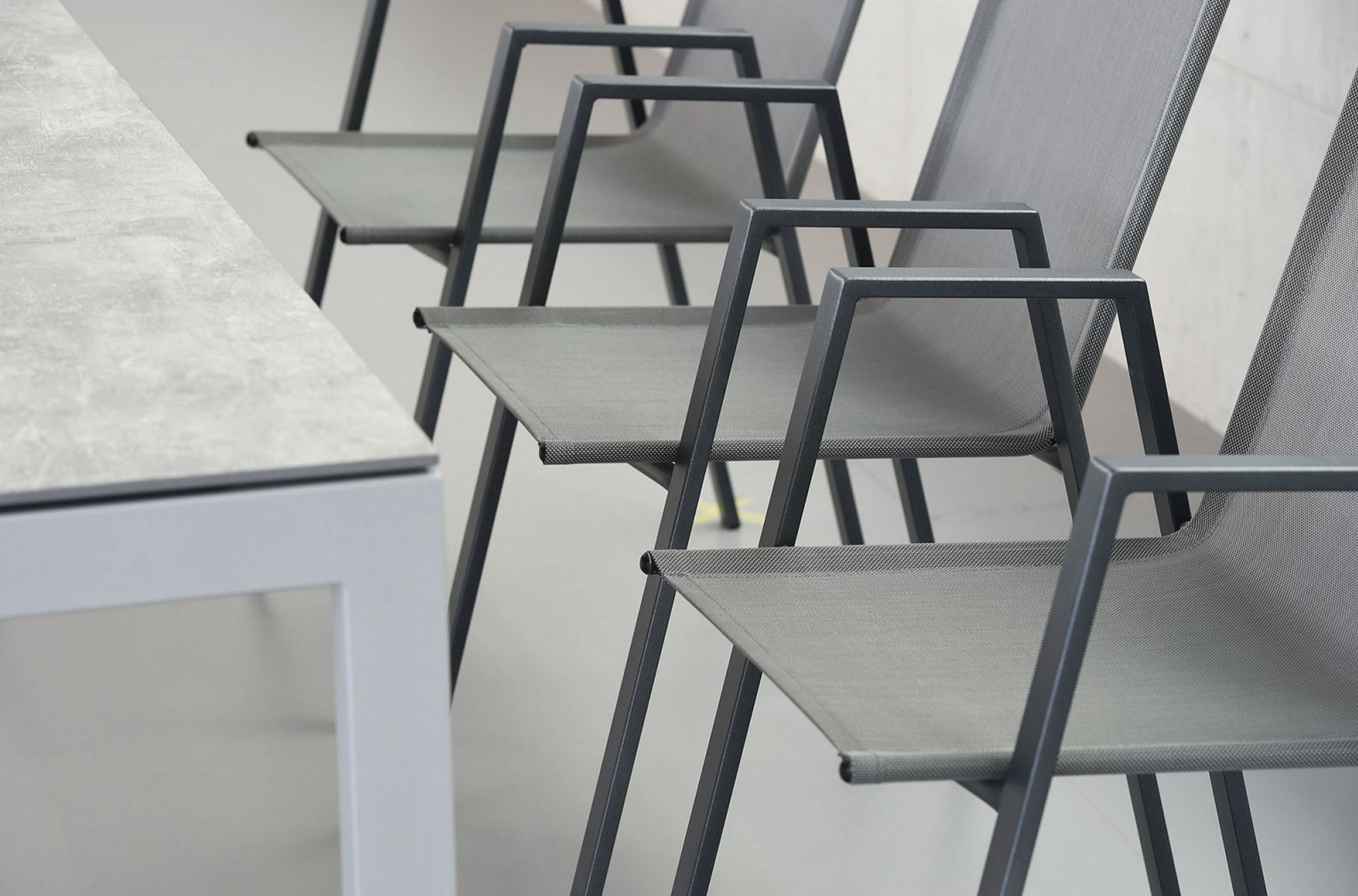 Matten-Sessel Basel von Schaffner / Farbe: Grau / Grösse: 57 x 65 cm