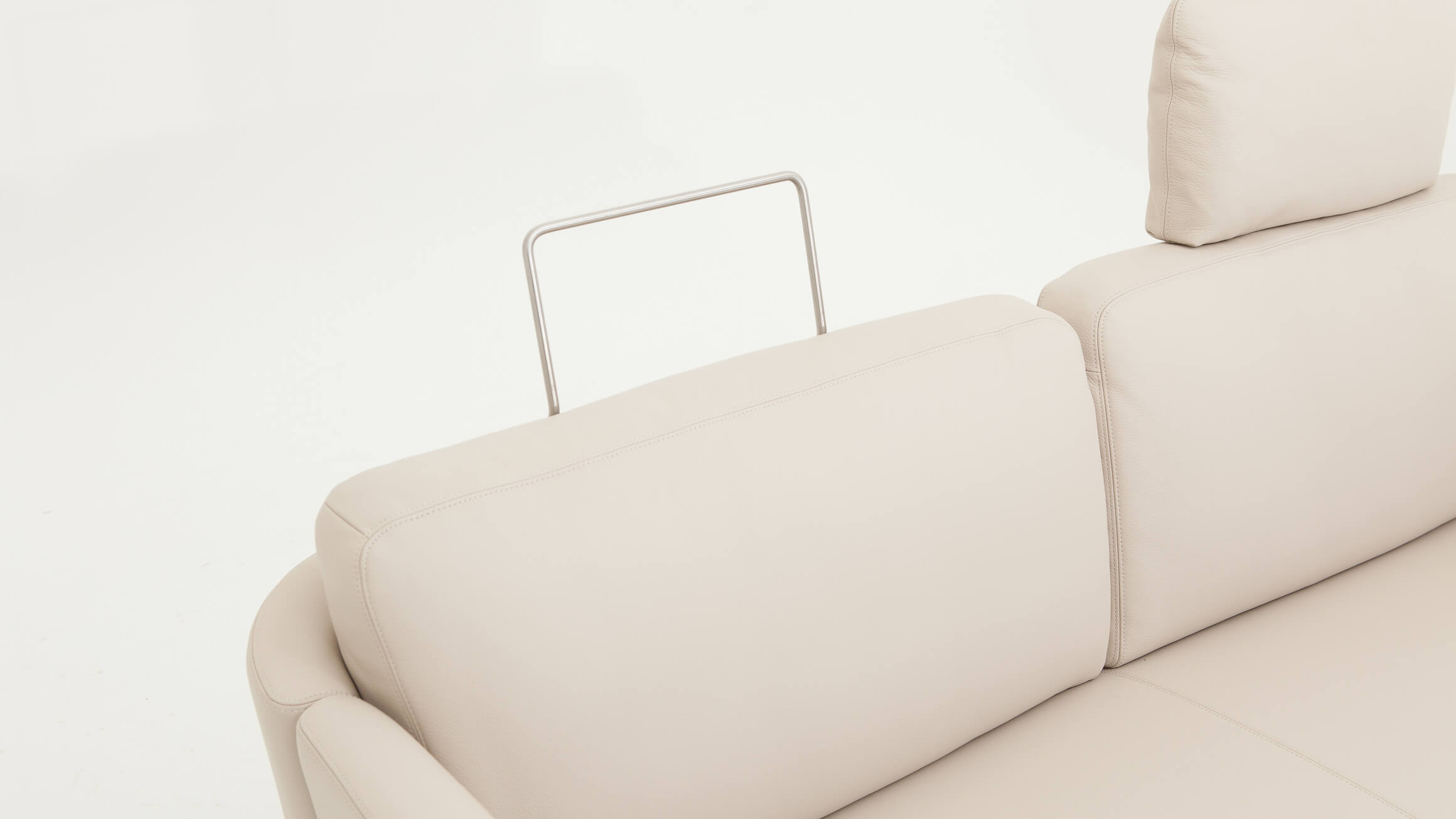 Sofa Nimbus, Ivory, h: 81-84 t: 86 b: 184