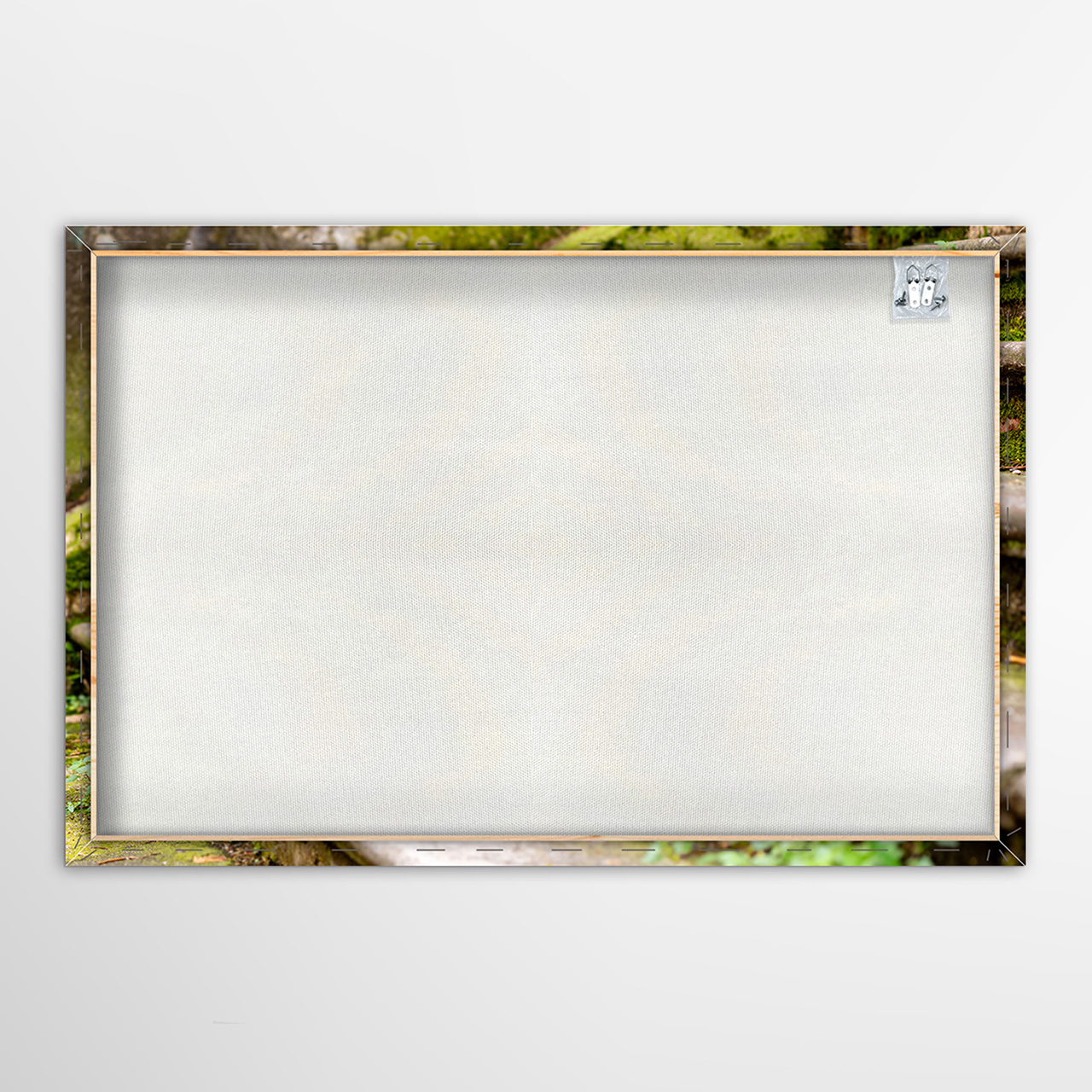 Canvas-Upstairs-image LAND