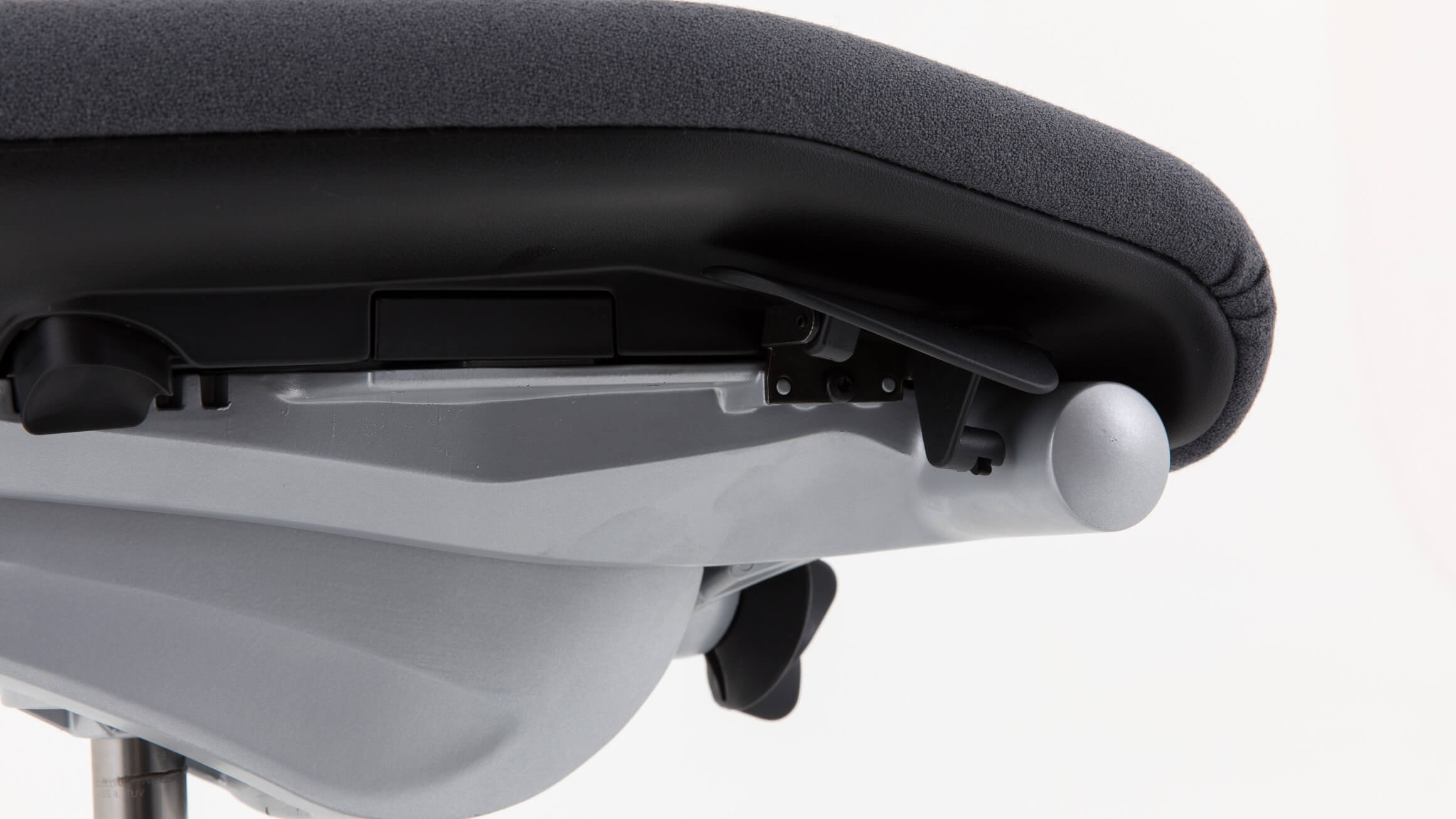 Bürostuhl G64, Stoff Schwarz, Alufüsse, Rollen, b 66 cm h 91-111 cm