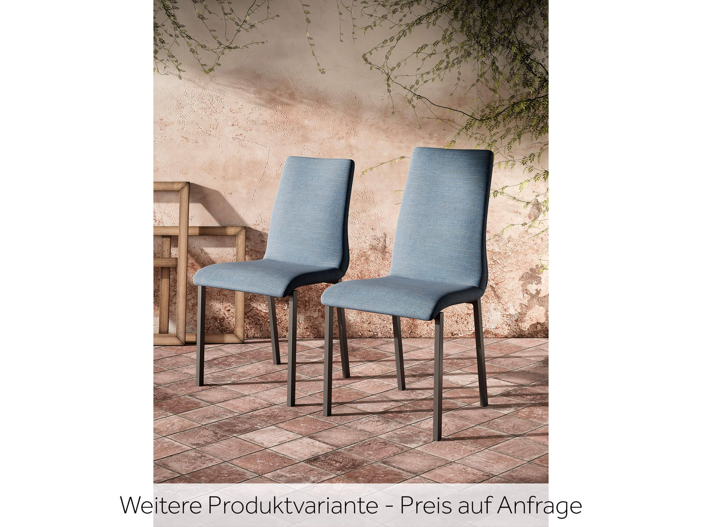 Stuhl Leni Willisau / Farbe: Night / Bezugsmaterial: Leder