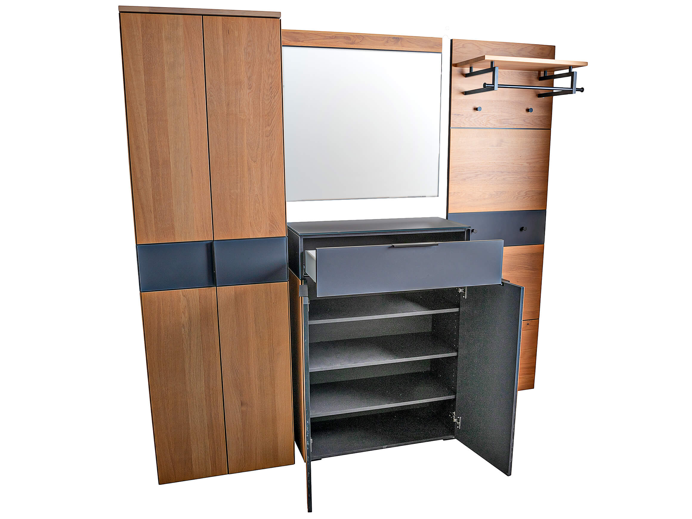 Garderobe Nayla von Wittenbreder