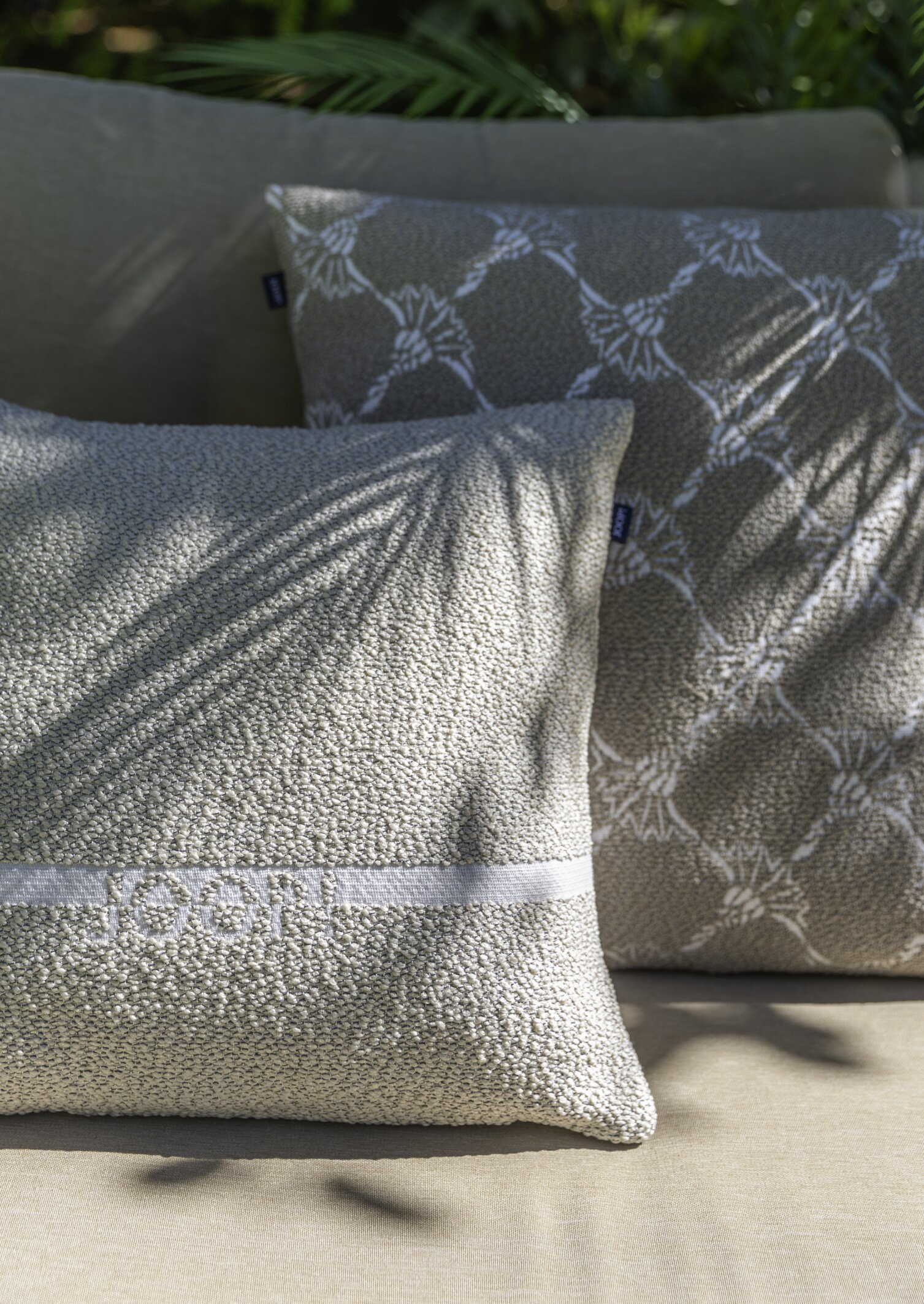 Coussin décoratif Cornflower H : 10 cm de Joop Outdoor