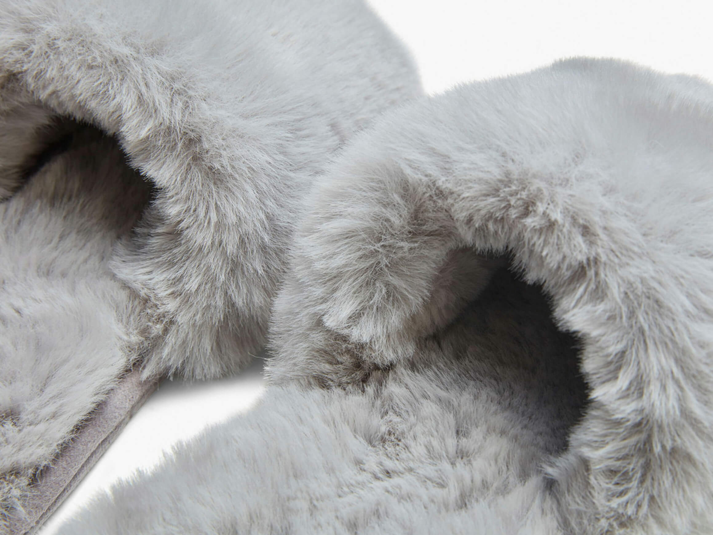 Slippers Faux-Fur Bico / Farbe: Grau