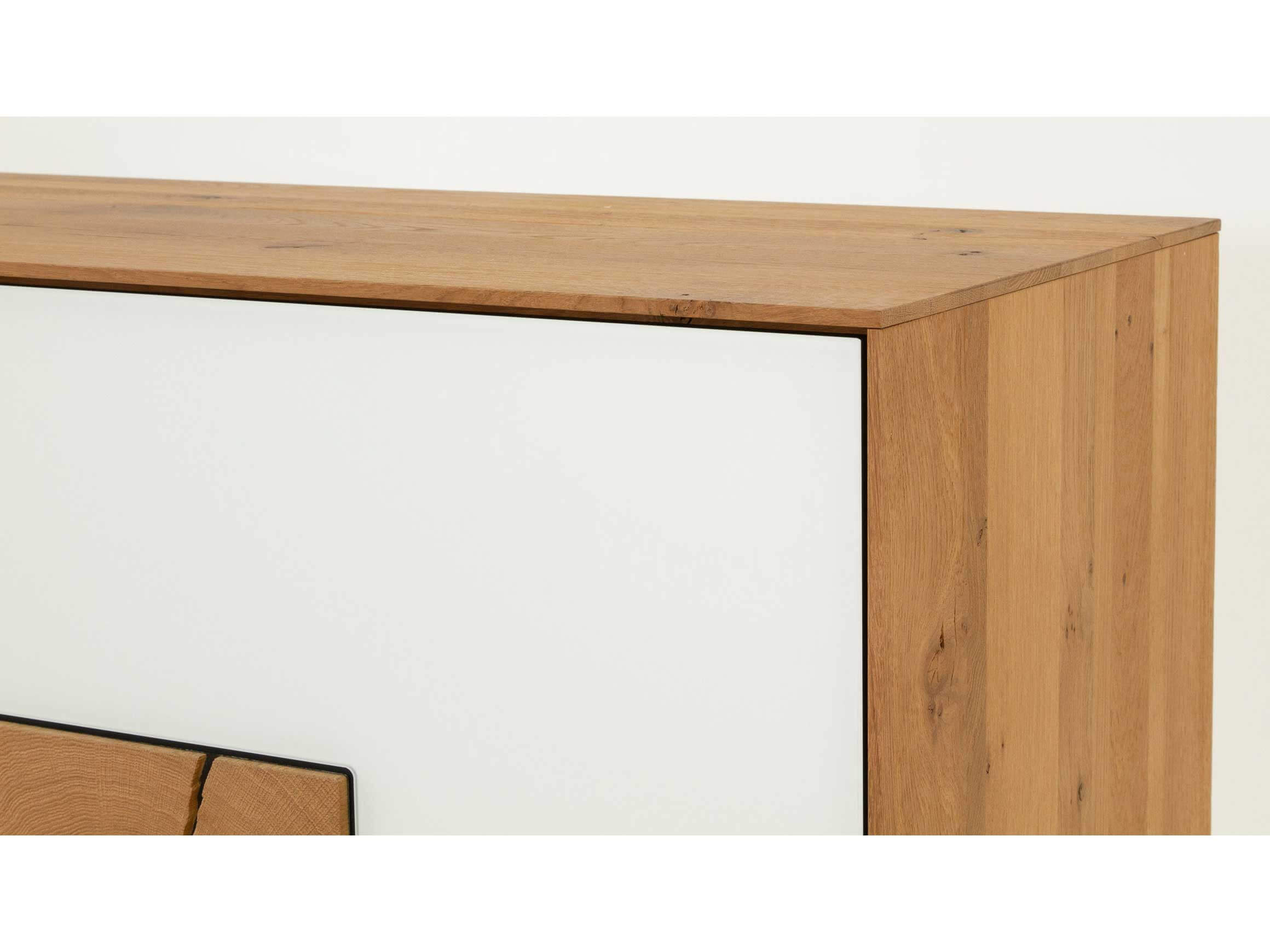 Sideboard Cassio, Kerneiche Umato, 2 Türen Mattglas