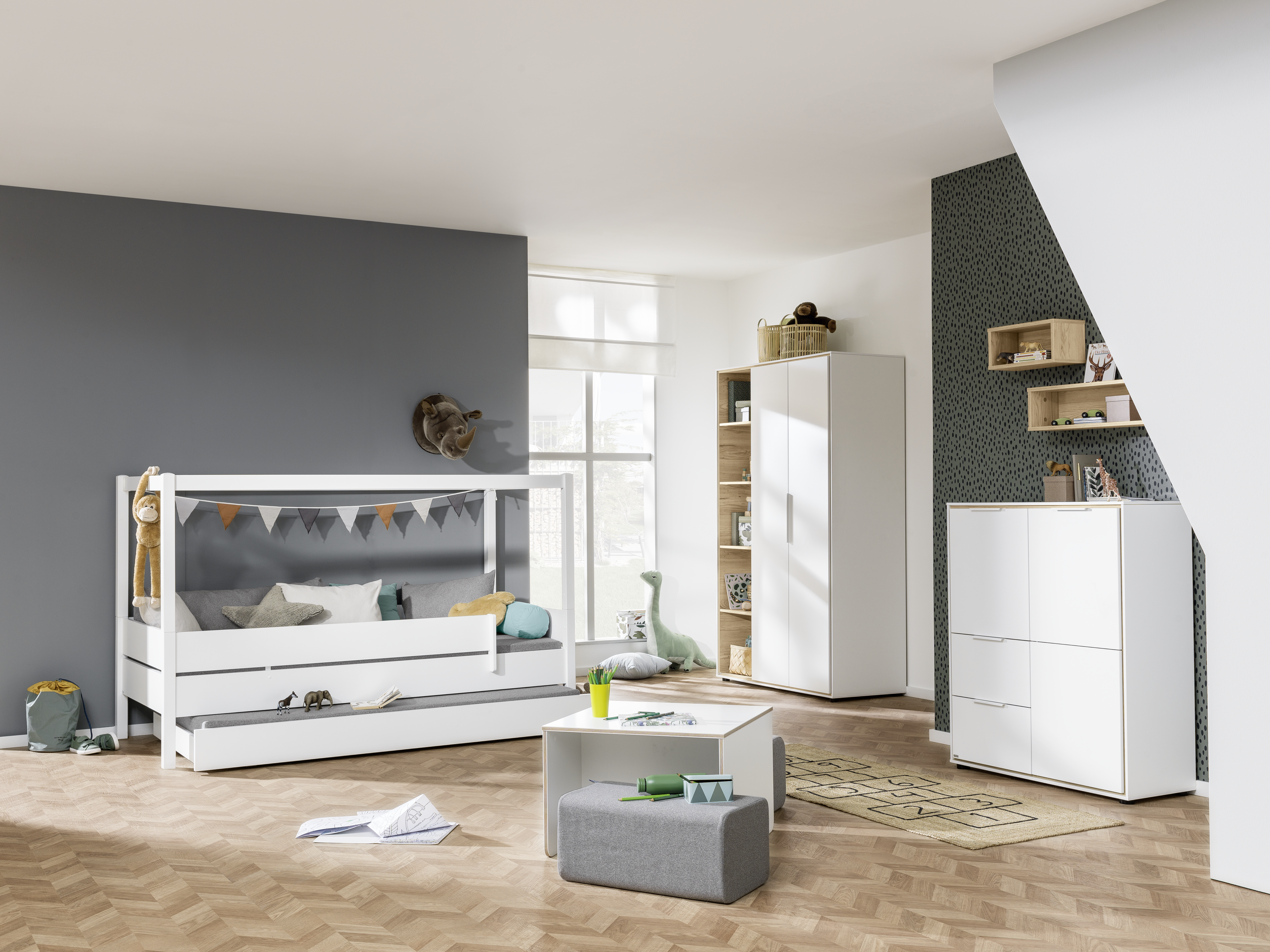 Bett Tiago Paidi / Farbe: Kreideweiss
