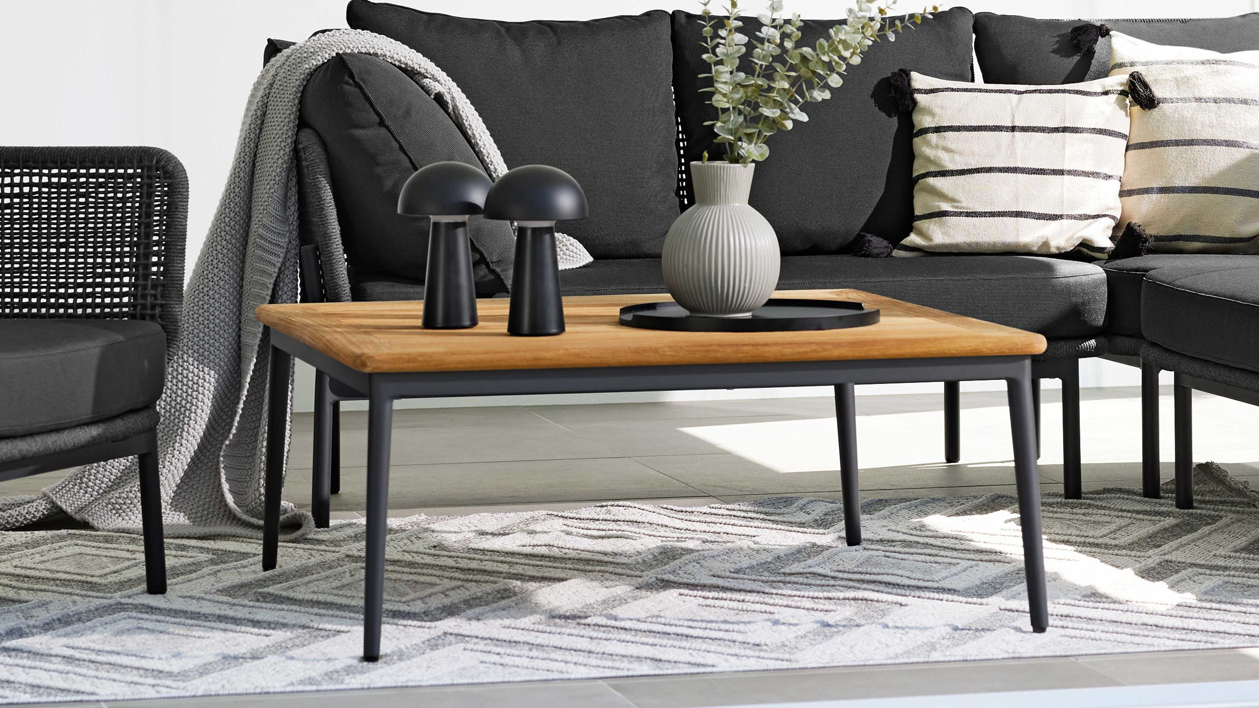 Clubtisch Catalano Niehoff