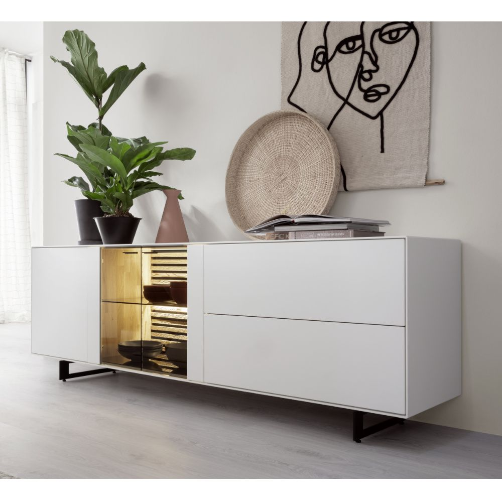 Lowbaord Yonna Hartmann