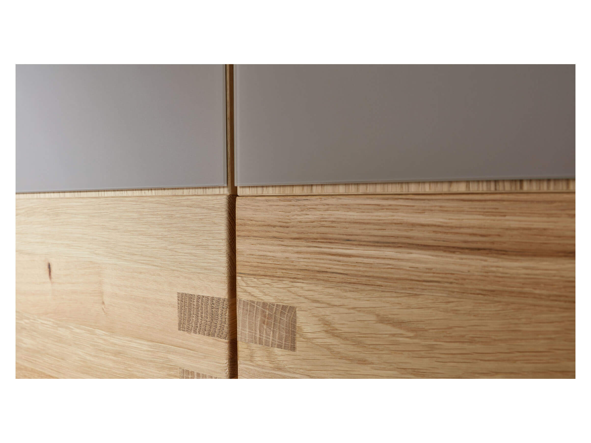 Drehtürenschrank Langnau Wöstmann / Farbe: Holzfarbig / Bezugsmaterial: