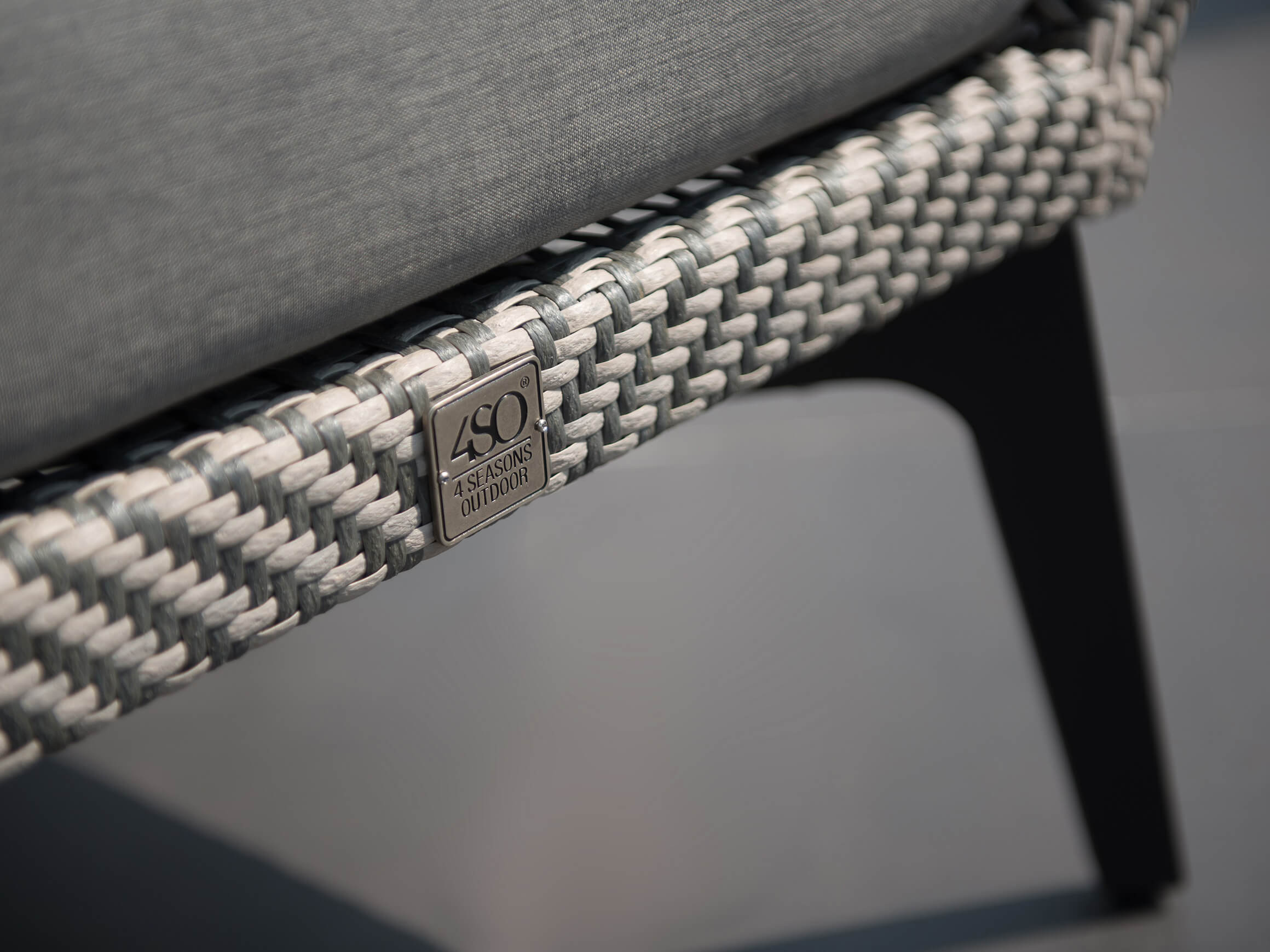 Gartenstuhl Sabino, Flechtwerk, Kissen Grau, b 65 cm t 47 cm h 94 cm